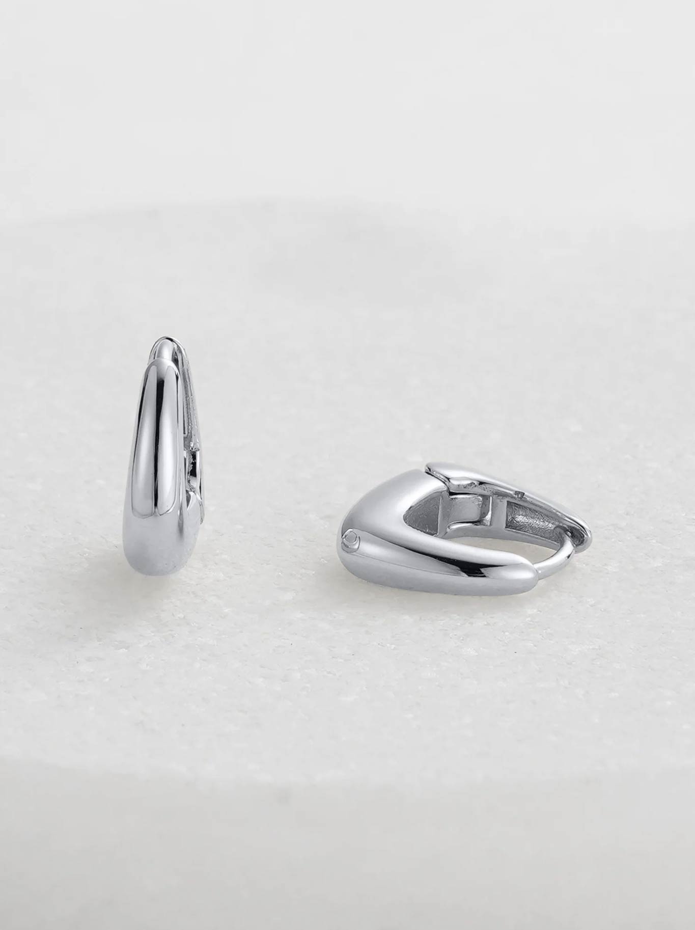 Image of Jewelry. Product name - ZAFINO NEVE HUGGIE in Silver colour by brand - Zafino