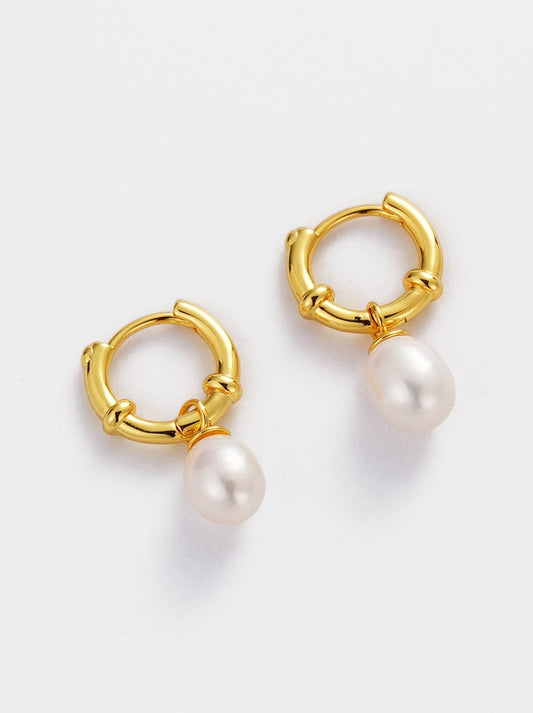 Image of Jewelry. Productname: Zafino Tessa Pearl Hoop in Gold colour by brand - Zafino
