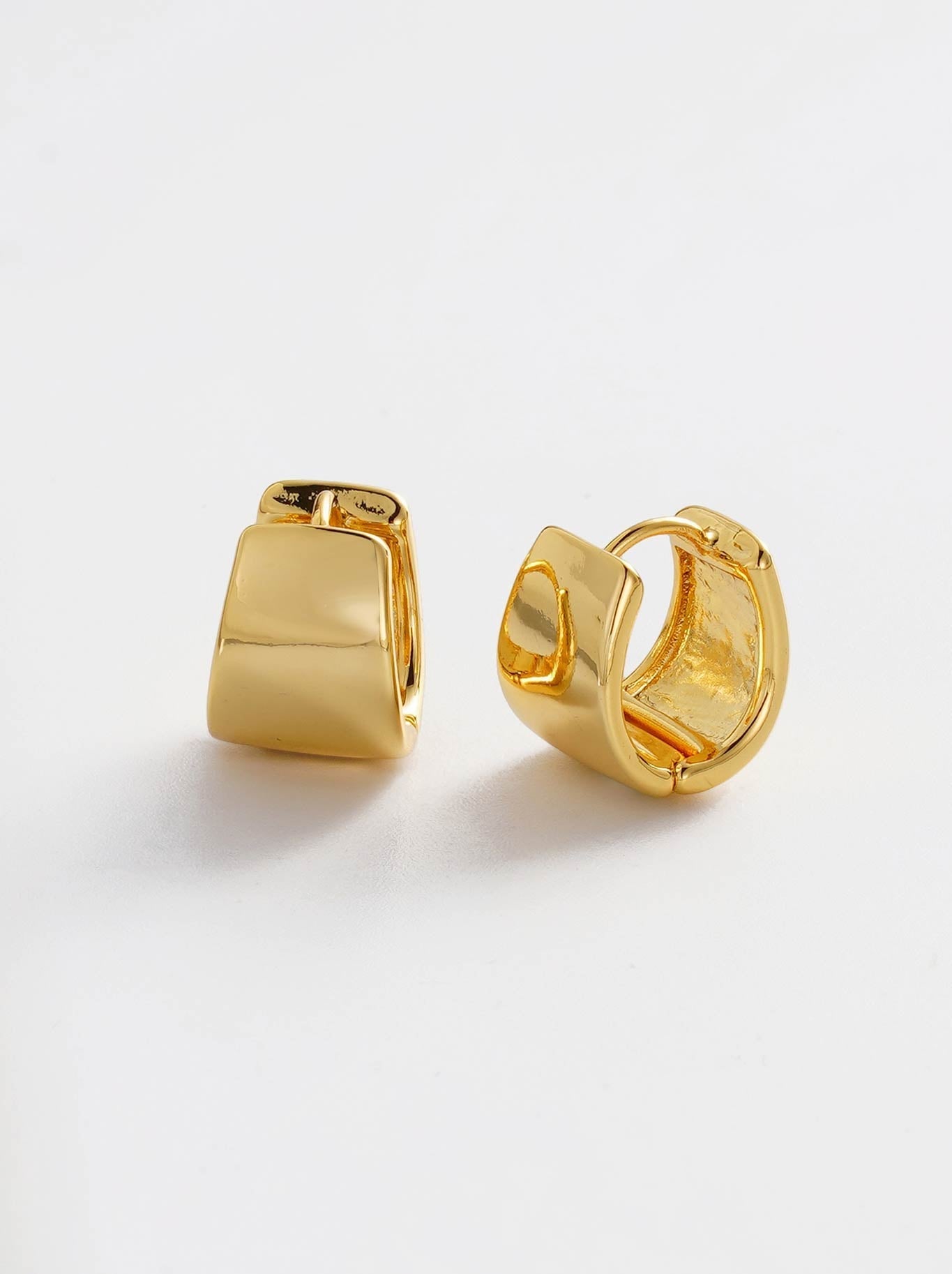 Image of Jewelry. Productname: Zafino Riley Hoop in Gold colour by brand - Zafino