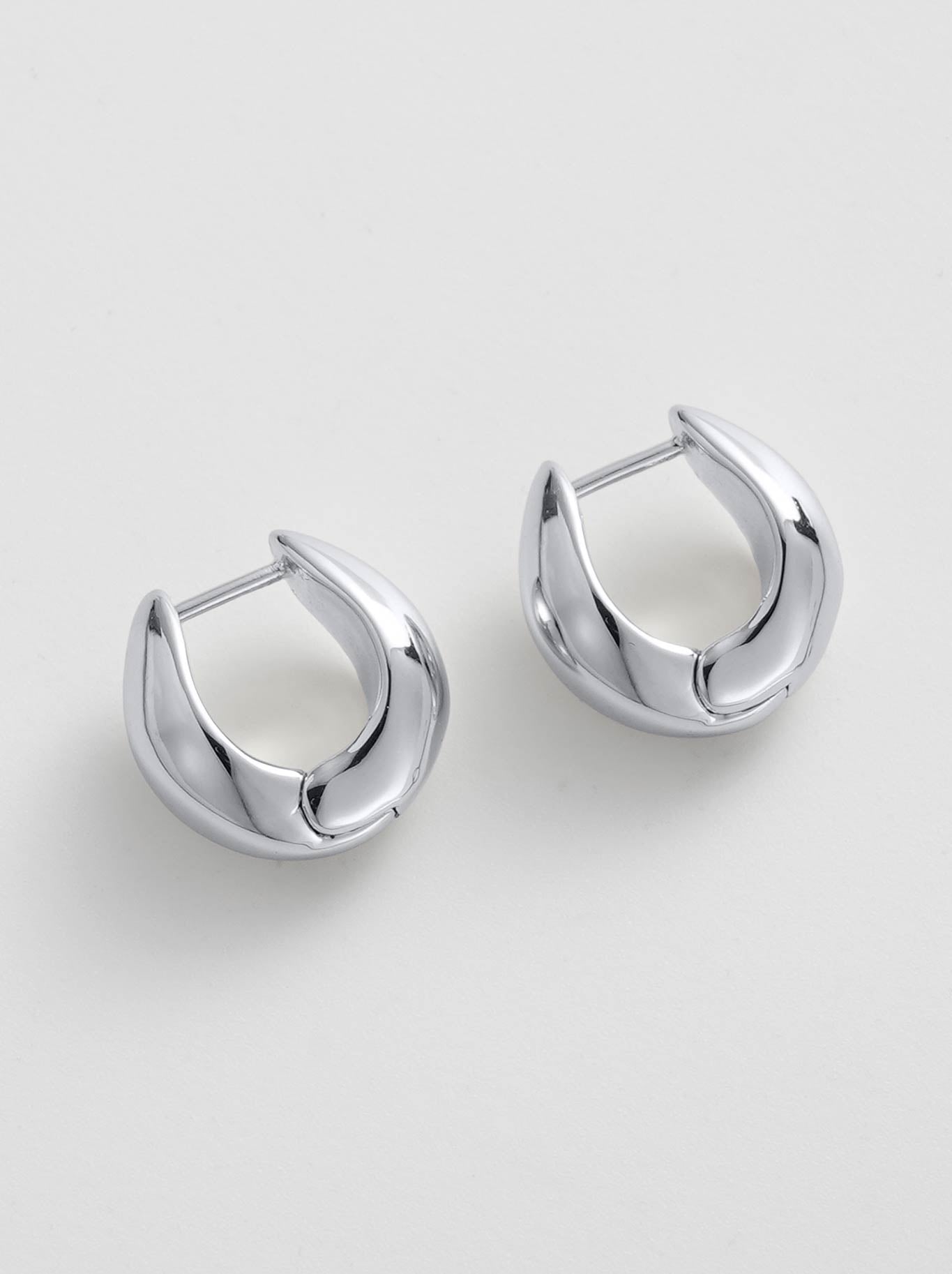 ZAFINO MARGOT HOOP (Silver)
