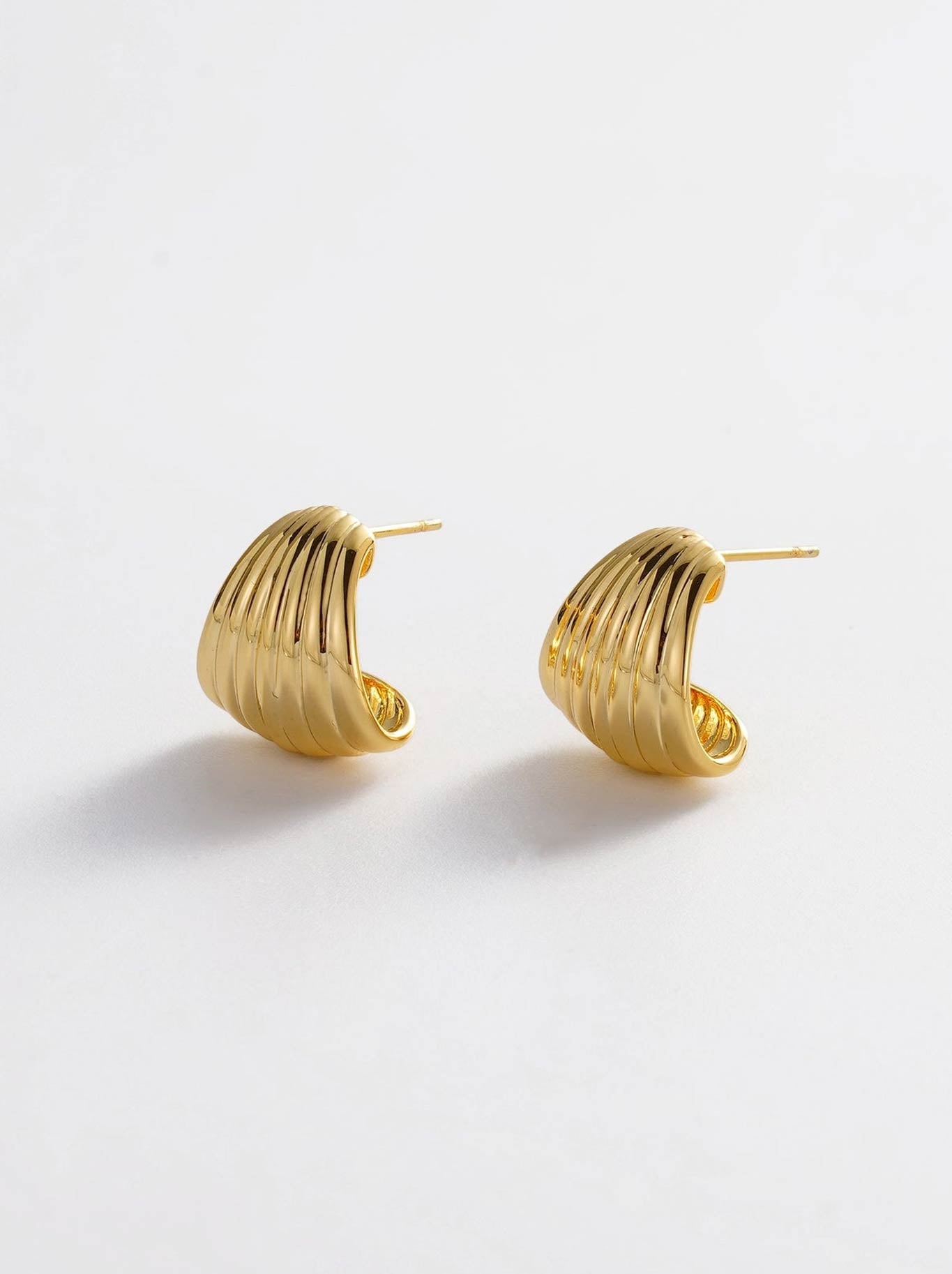 Image of Jewelry. Product name - ZAFINO SASHA HOOP MEDIUM in Gold colour by brand - Zafino