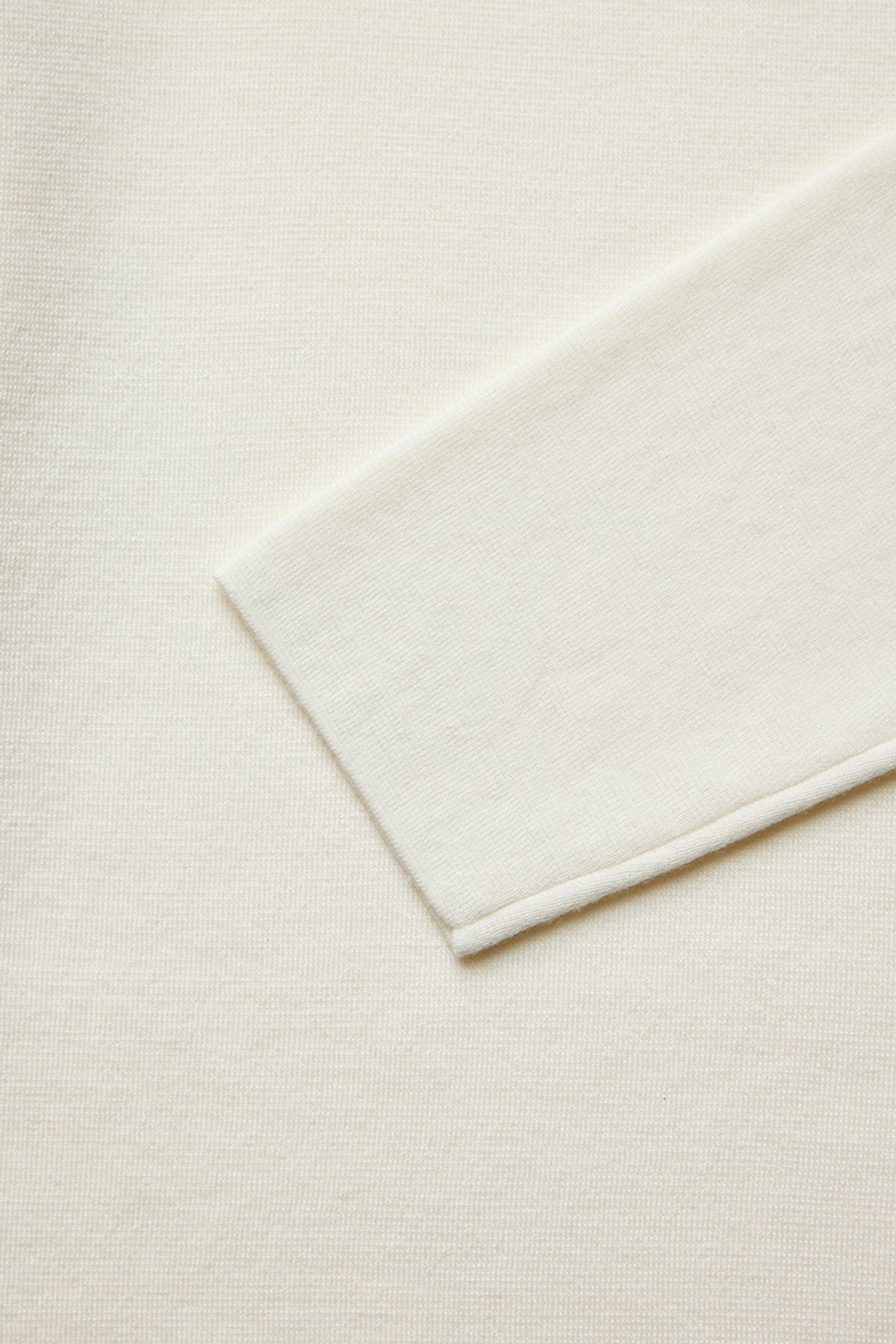 Anthony Squires Zip (White)