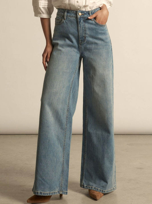 Image of Jeans. Productname: ZOE KRATZMANN AURA JEAN in Midblue colour by brand - Zoe Kratzmann