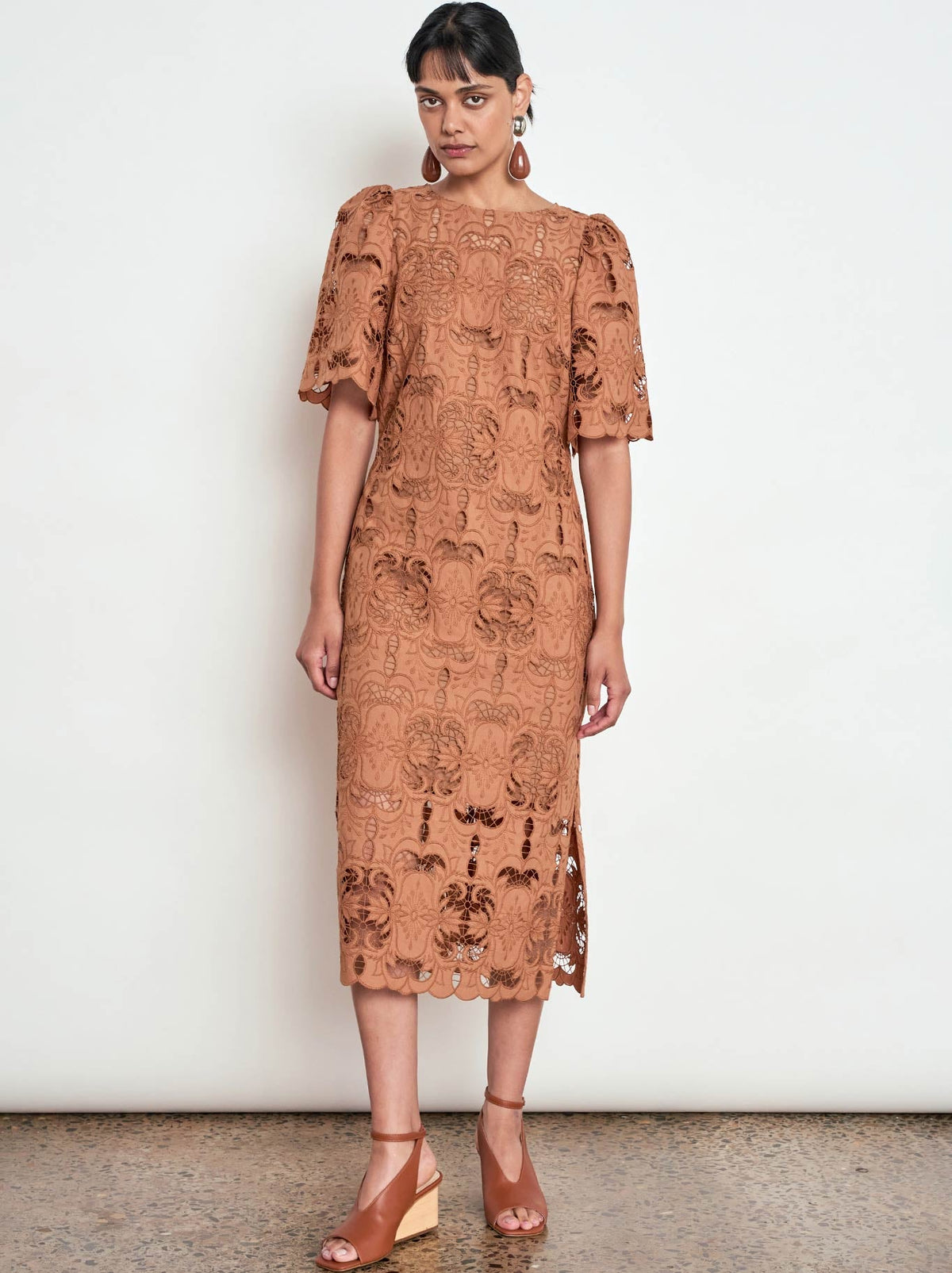 ZOE KRATZMANN GUIDE DRESS (Truffle)