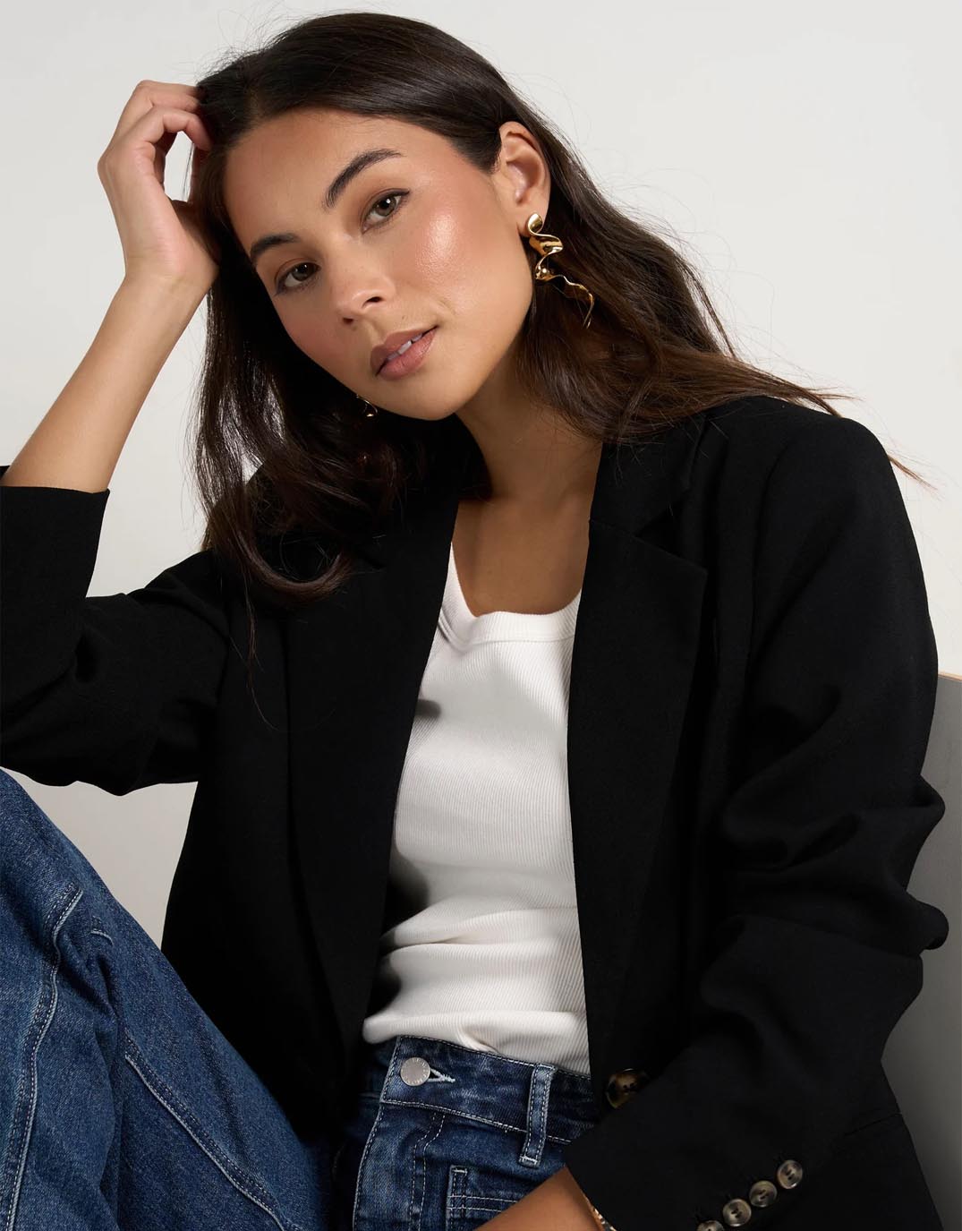 Bestie Crepe Relaxed Fit Blazer - (Black)
