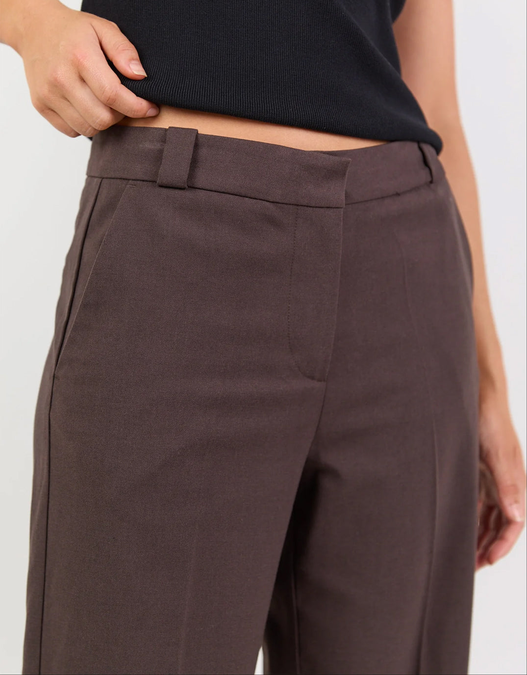 Among The Brave Jaunty Slant Pocket Wide Leg Pants (Dark Chocolate)