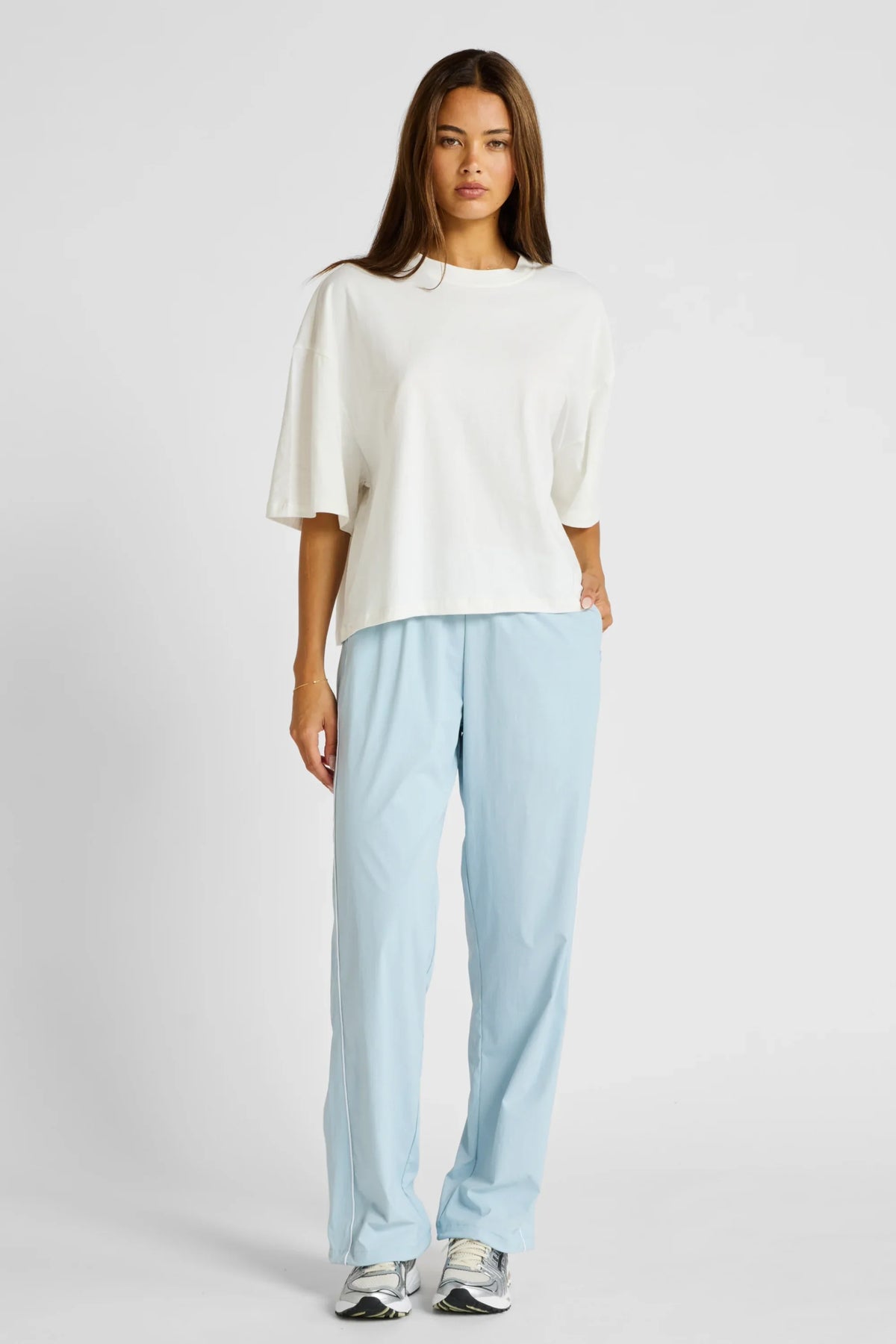 Oversized Cropped Tee (Chalk)