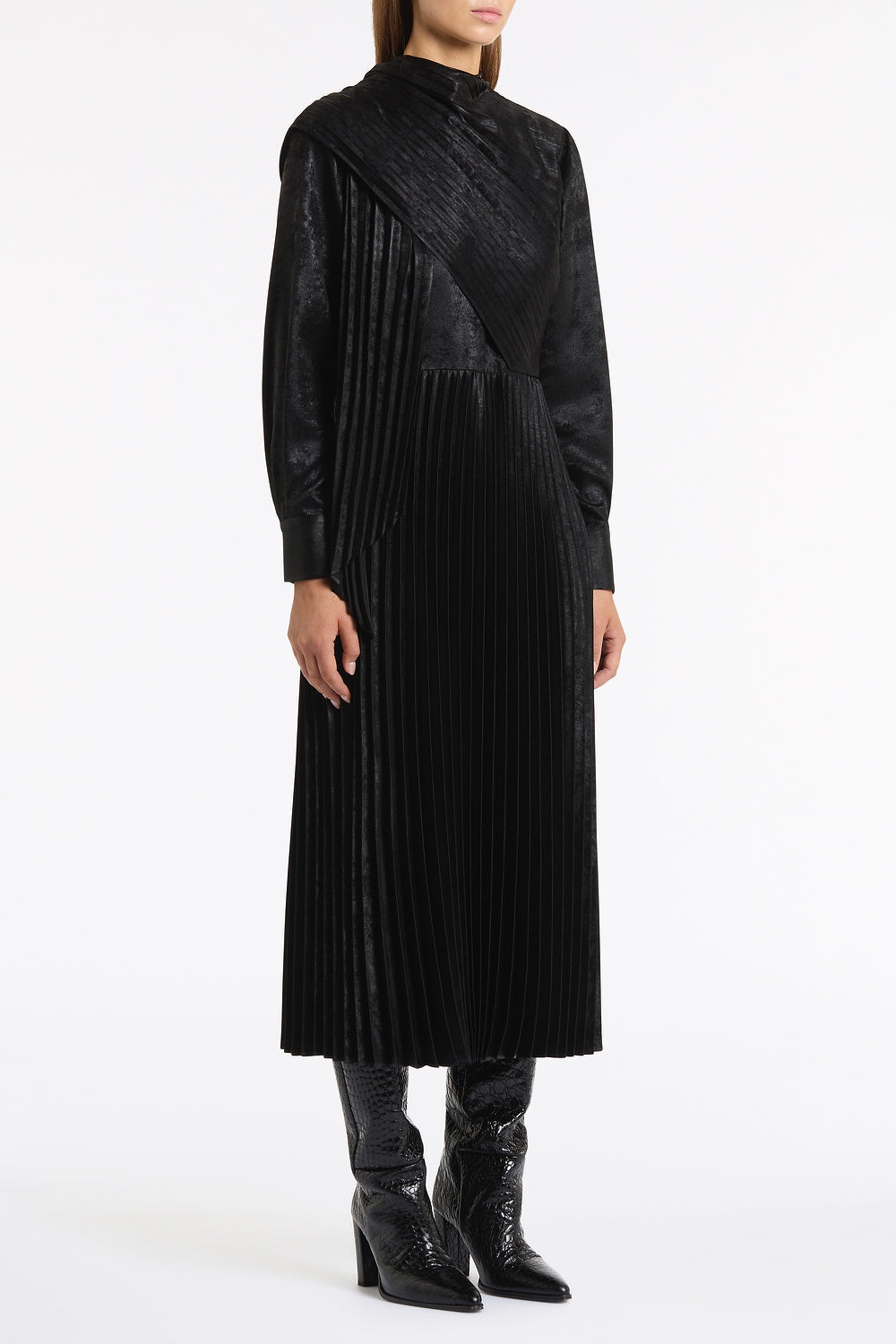 Carla Zampatti Burnished Metallic Plisse Dress (Black)