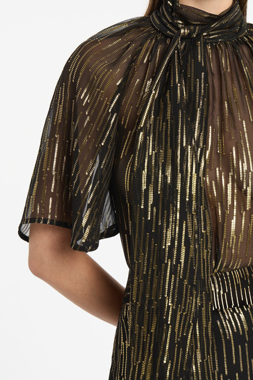Carla Zampatti Metallic Silk Jacquard Fluted Sleeve Top (Black)
