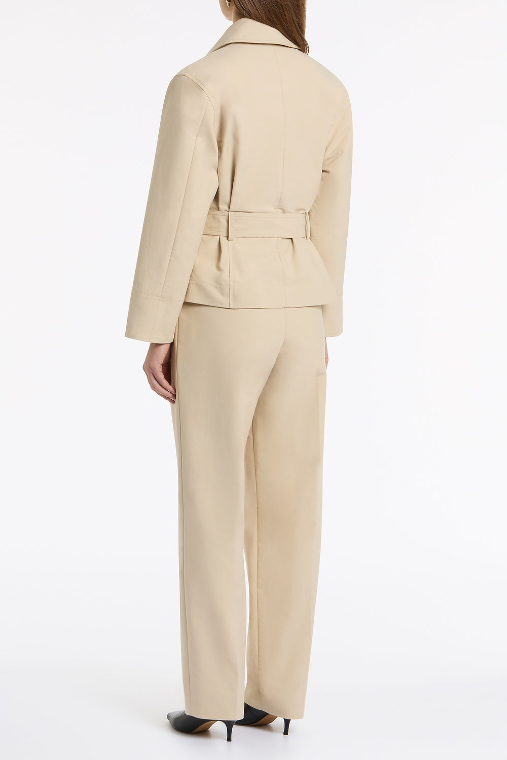 Carla Zampatti Bone Luxe Cotton Drill Short Trench Coat (Natural)