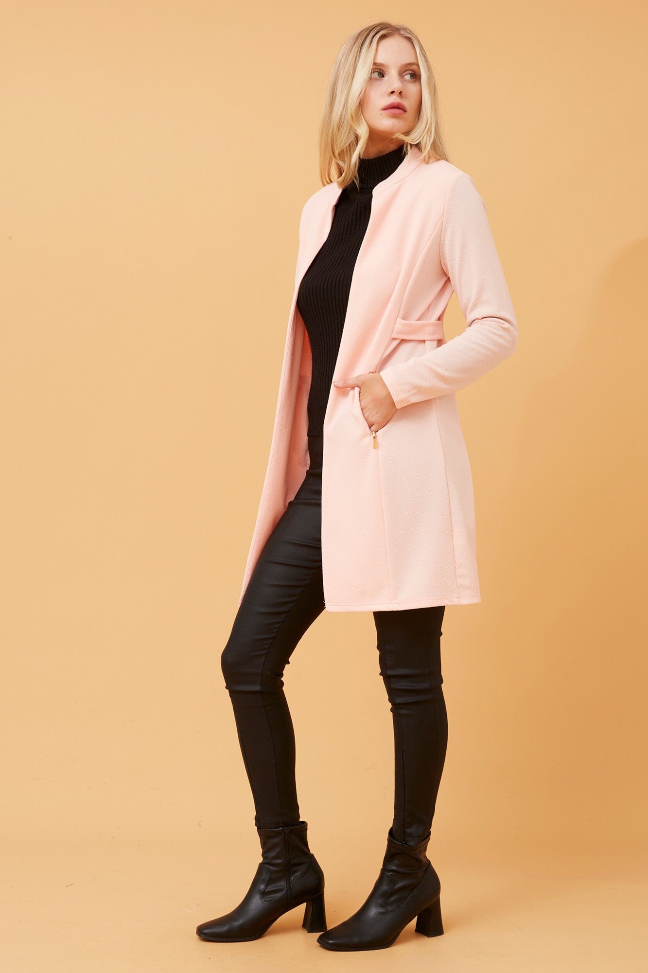 LACEY SOLID CARDIGAN (White)