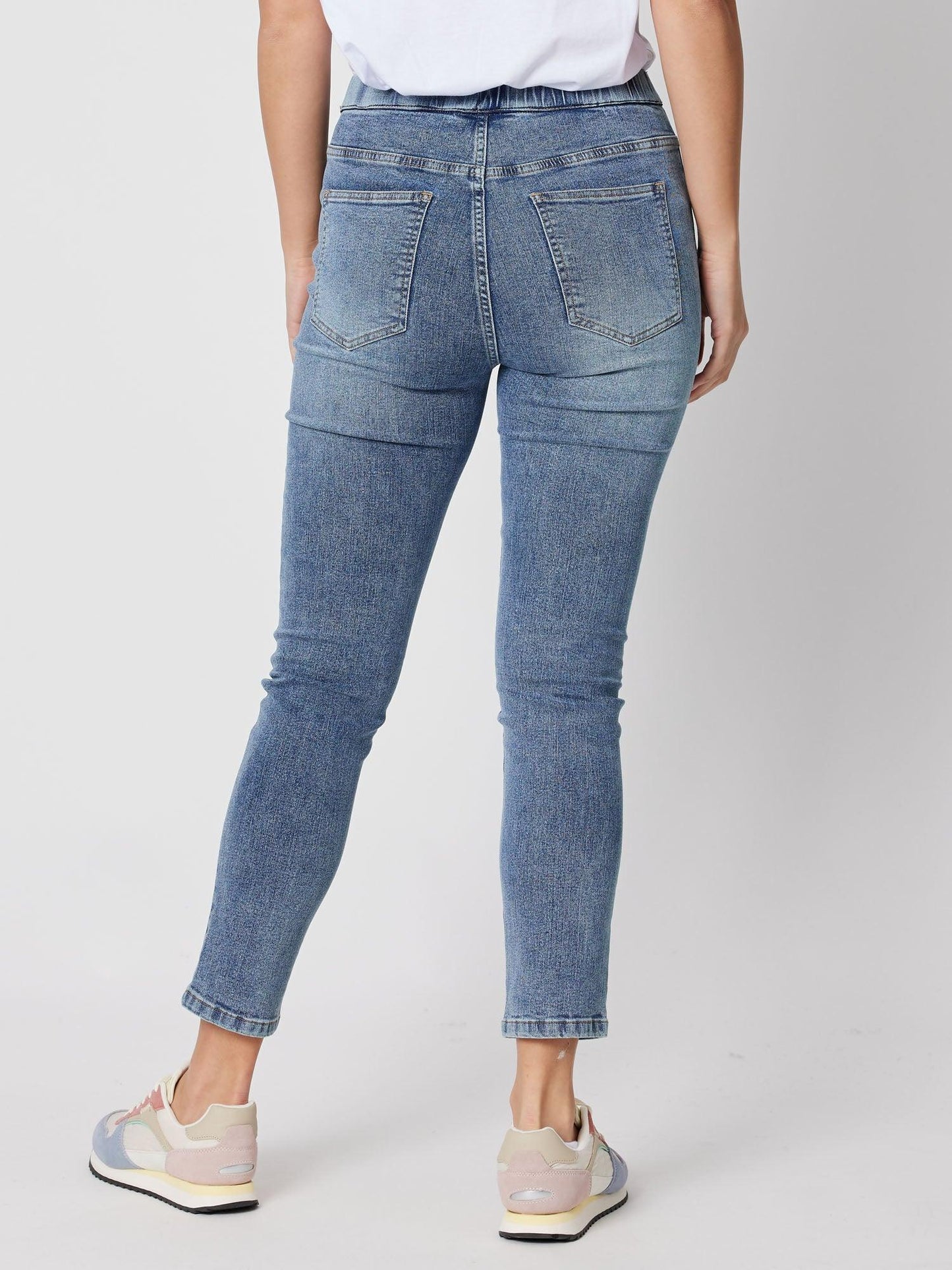 Threadz Charlotte Mid Rise Pull On Jean (Denim)