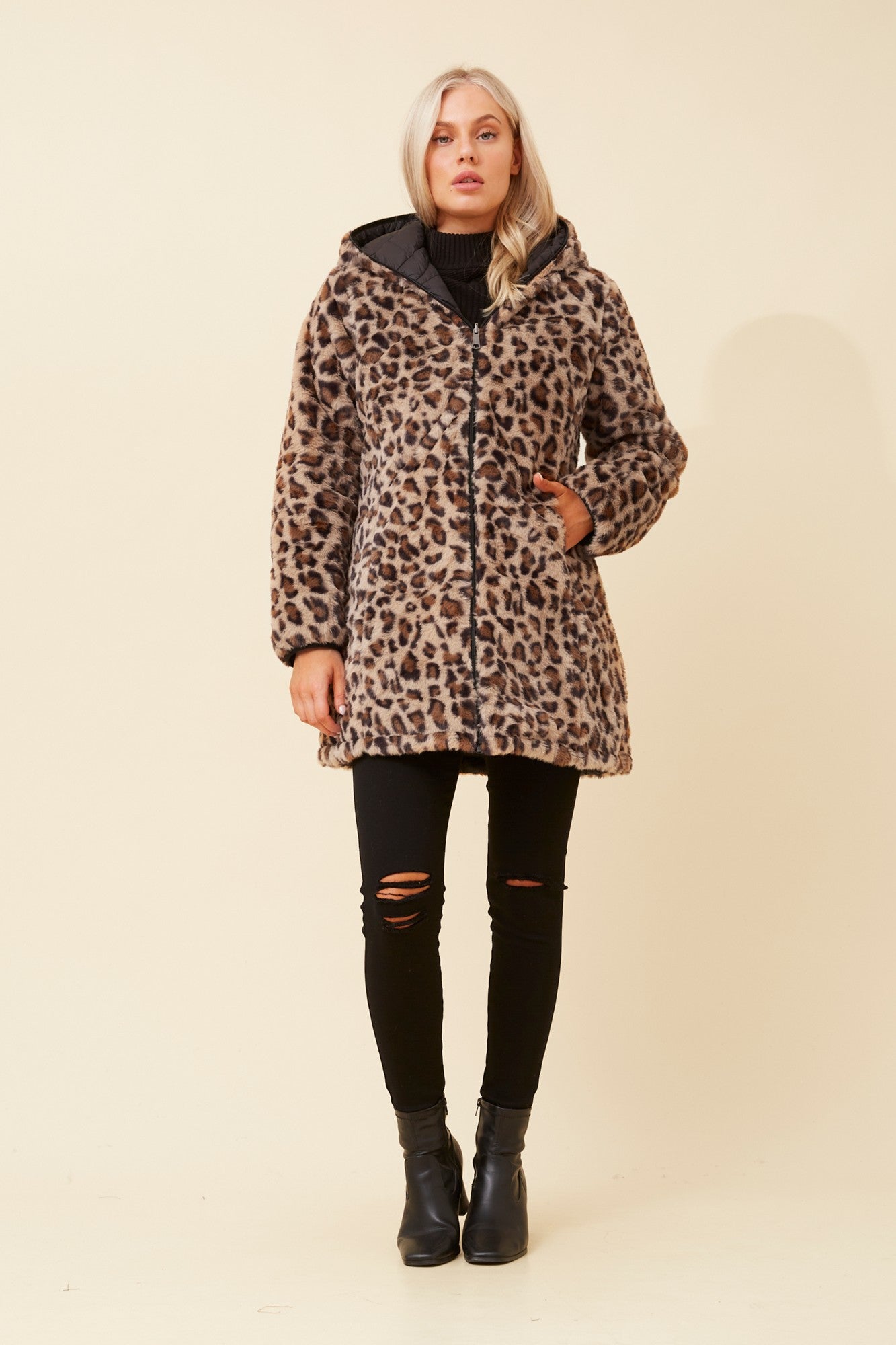 CONGO REVERSIBLE PUFFER COAT (Black)