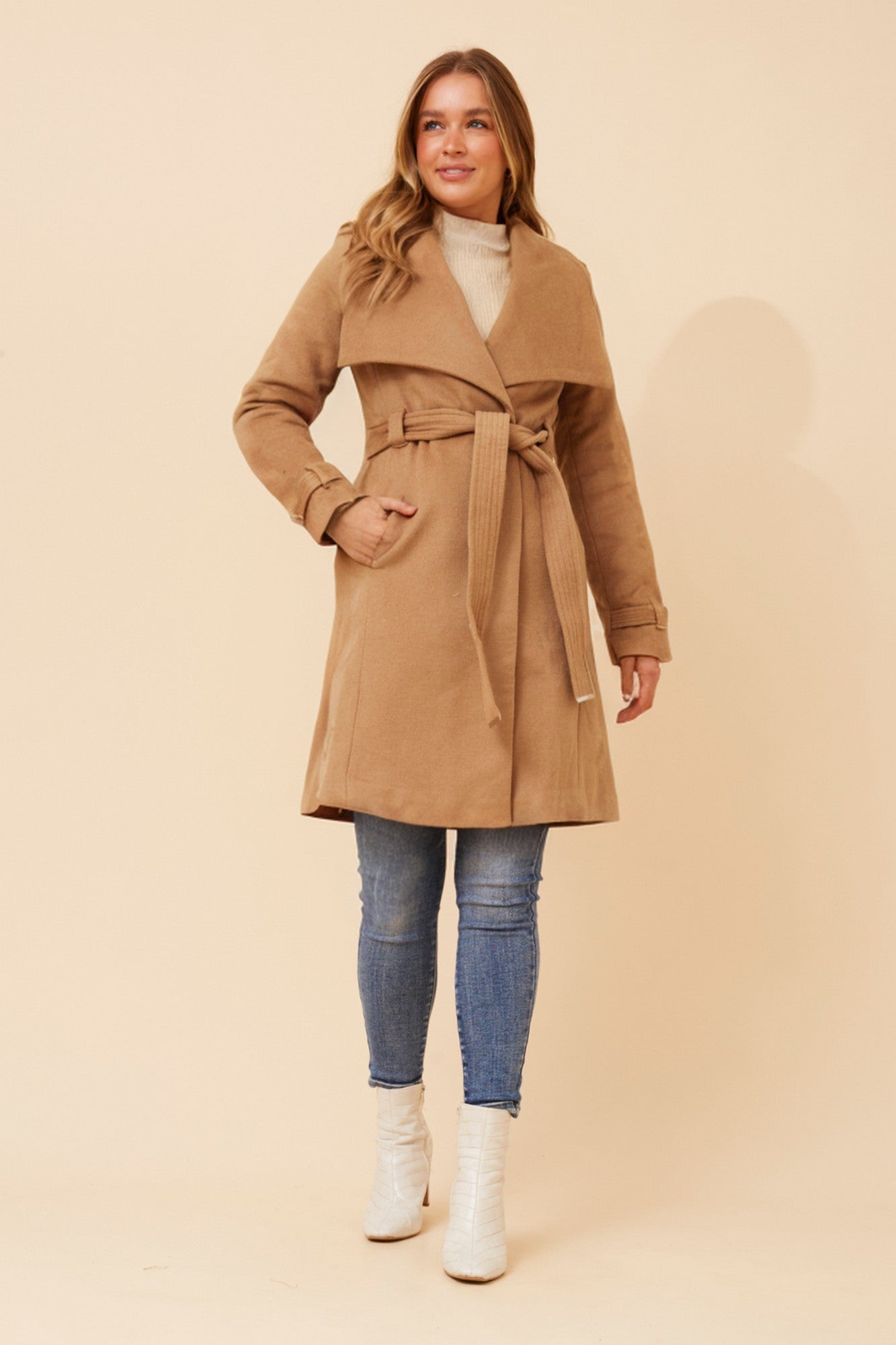 TESSLYN SOLID WRAP COAT (Camel)