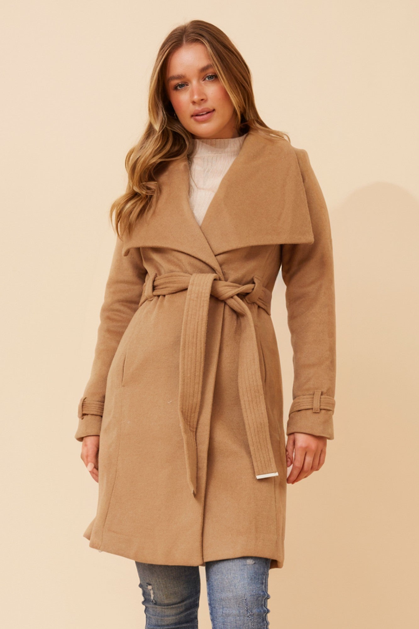 TESSLYN SOLID WRAP COAT (Camel)