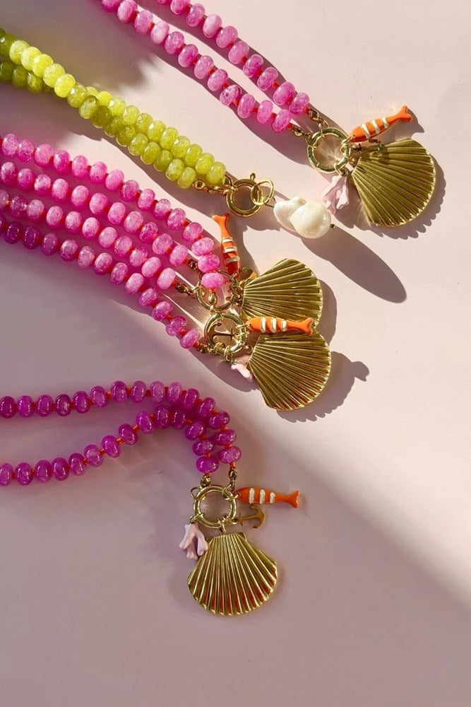 Betty Basics Shell Yeah Necklace (Pink)