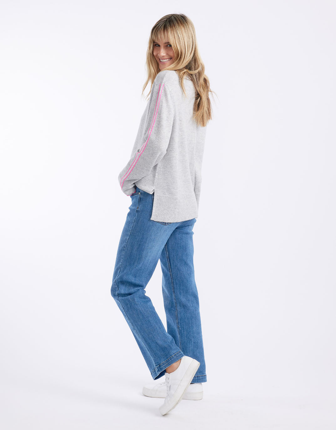 Country Denim Stretch Straight Leg Jean (Light Mid Blue)