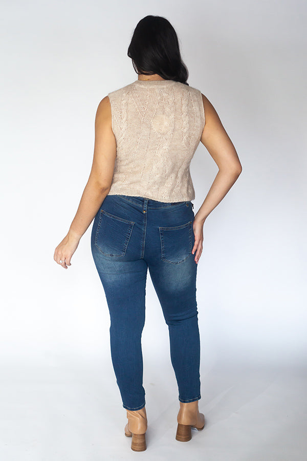 Cowgirl Surfer Braided Vest (Oat)