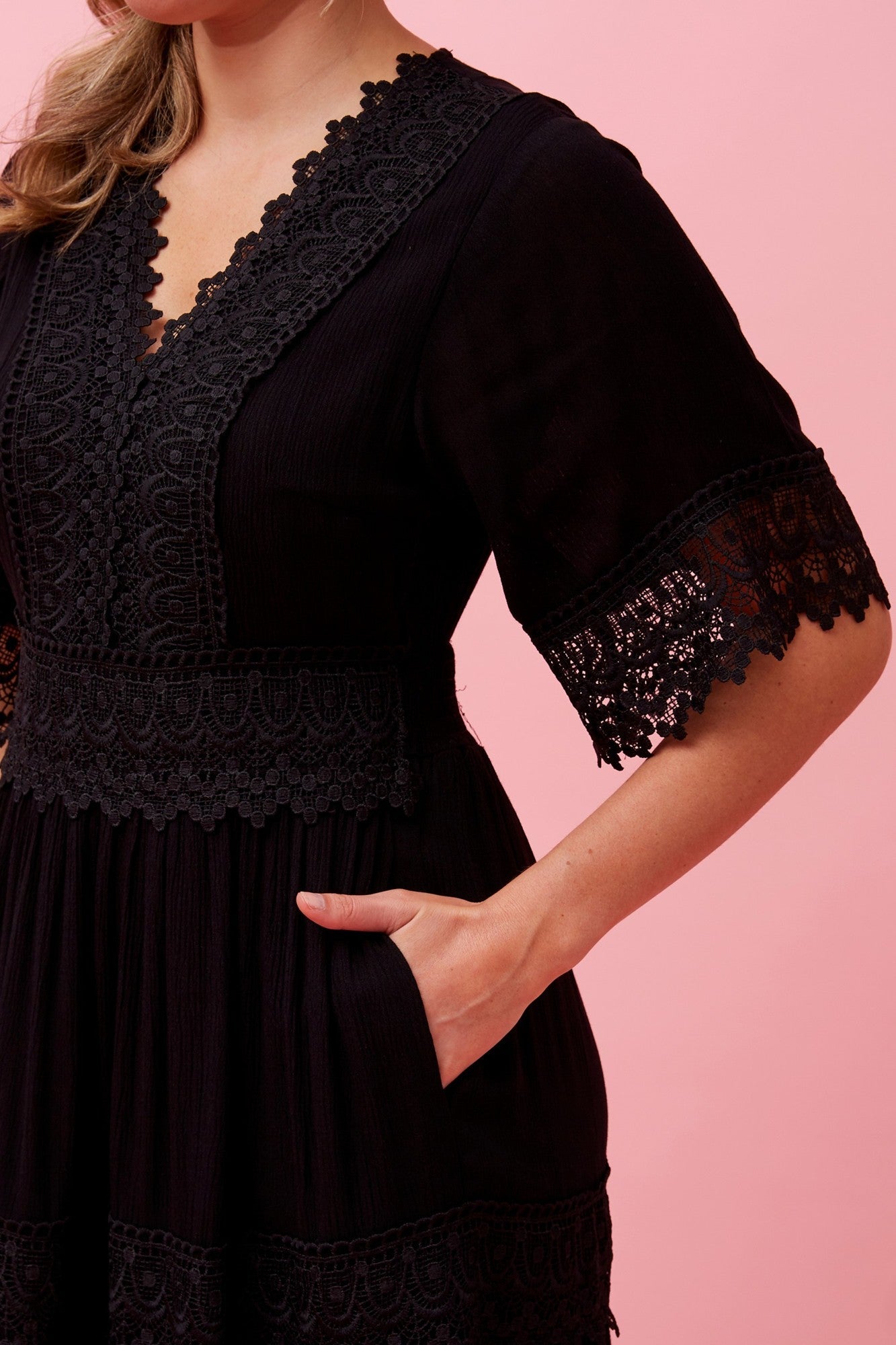 BYRON LACE MAXI DRESS (Jade)