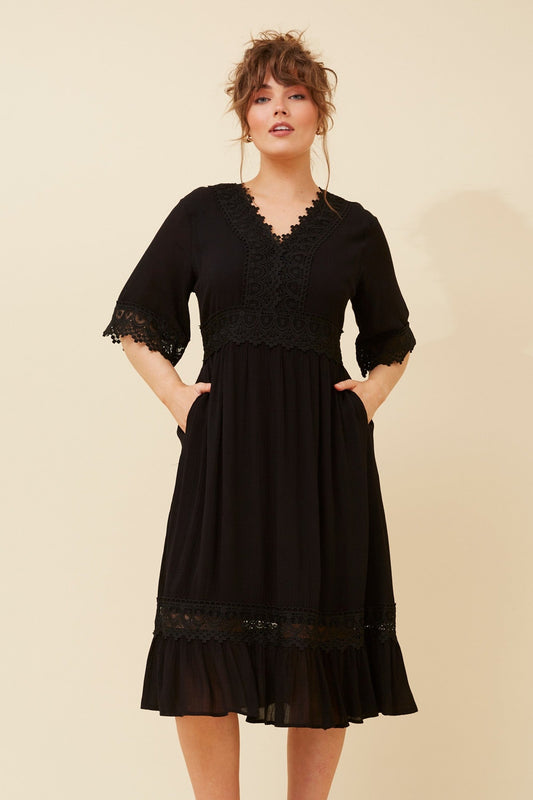 NAYLA LACE MIDI DRESS (Black)