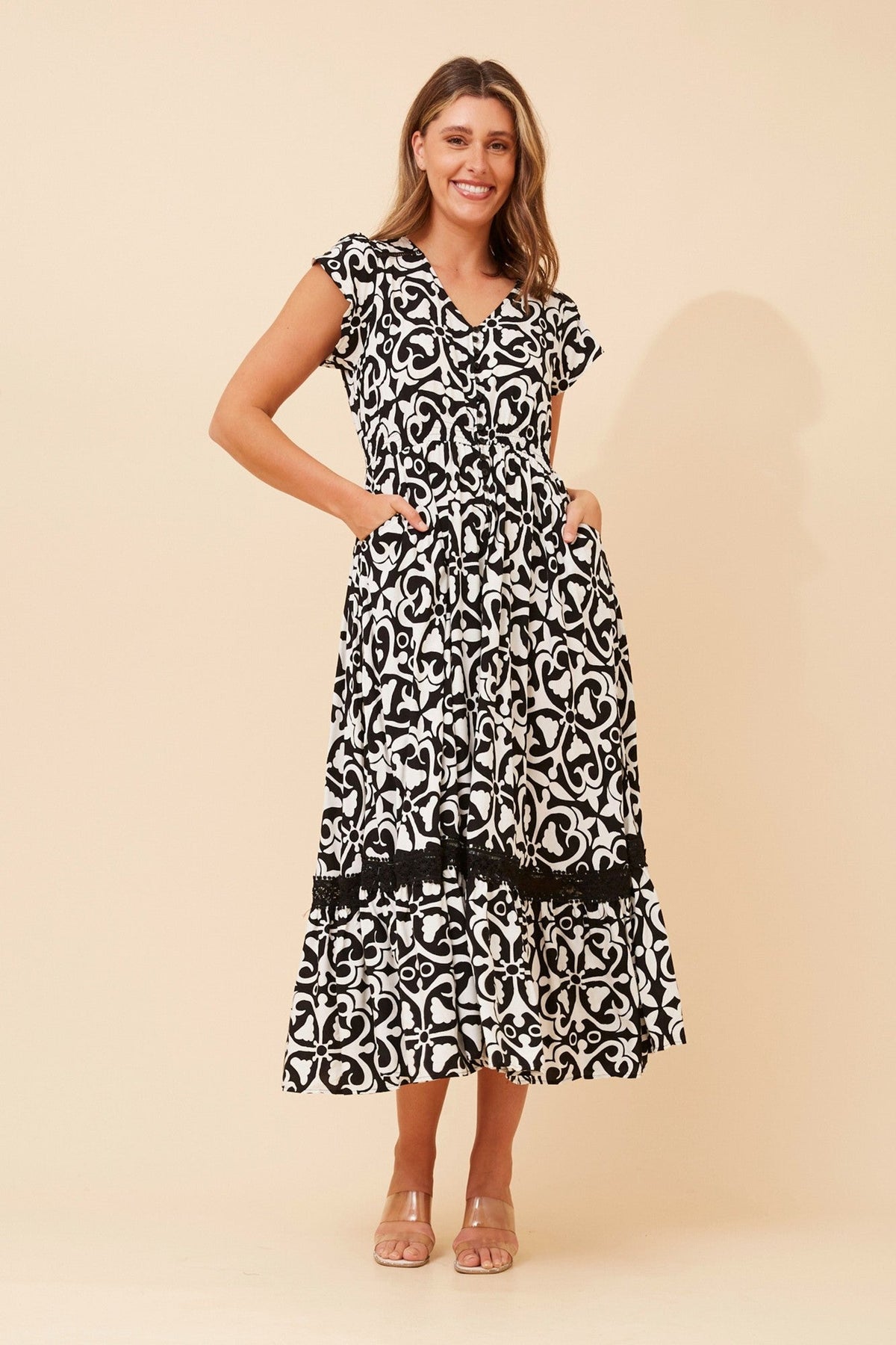 MOROCCO ABSTRACT PRINT MAXI DRESS (Black And White)