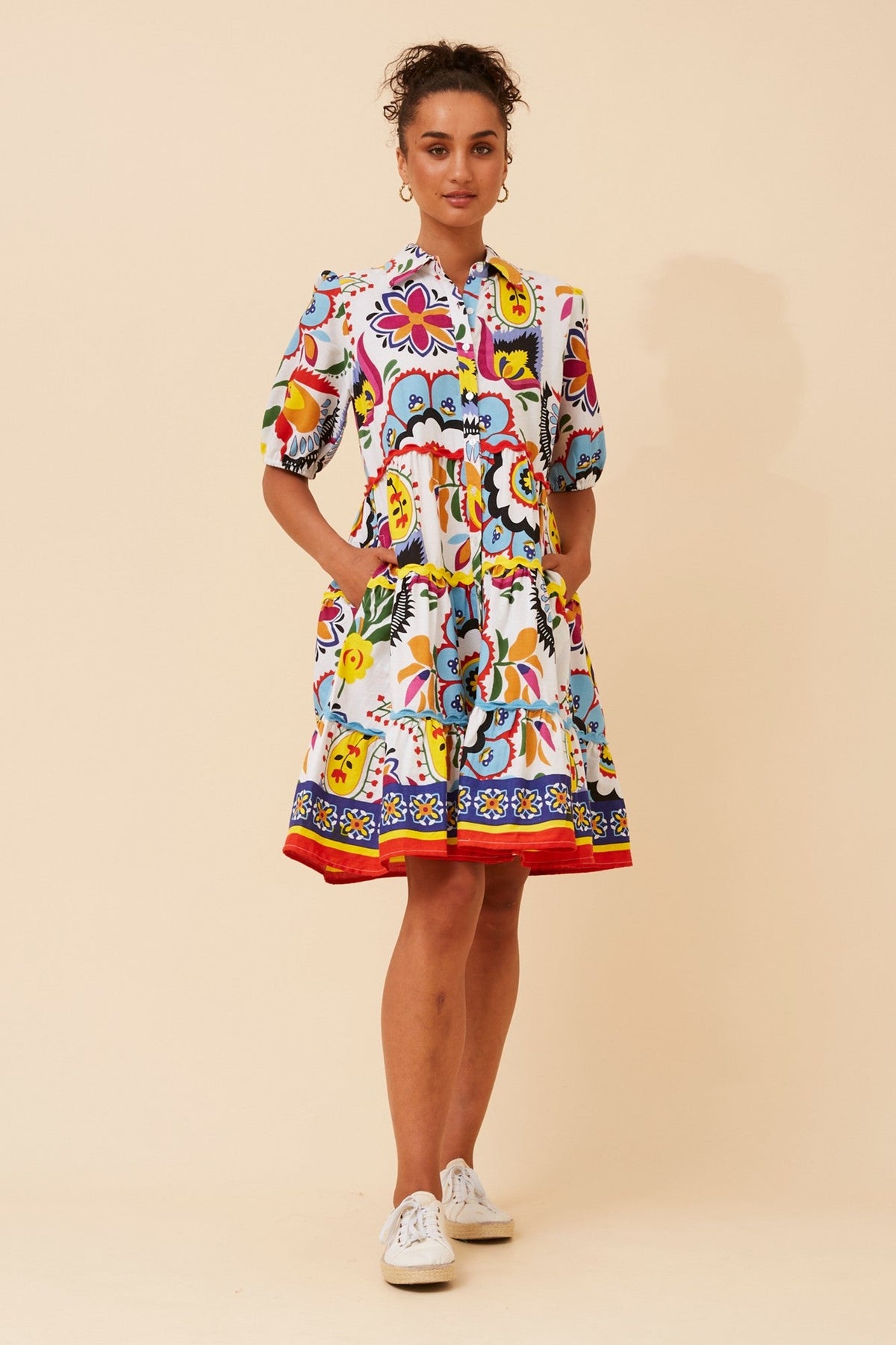 RONIKA ABSTRACT PRINT DRESS (Multi White)