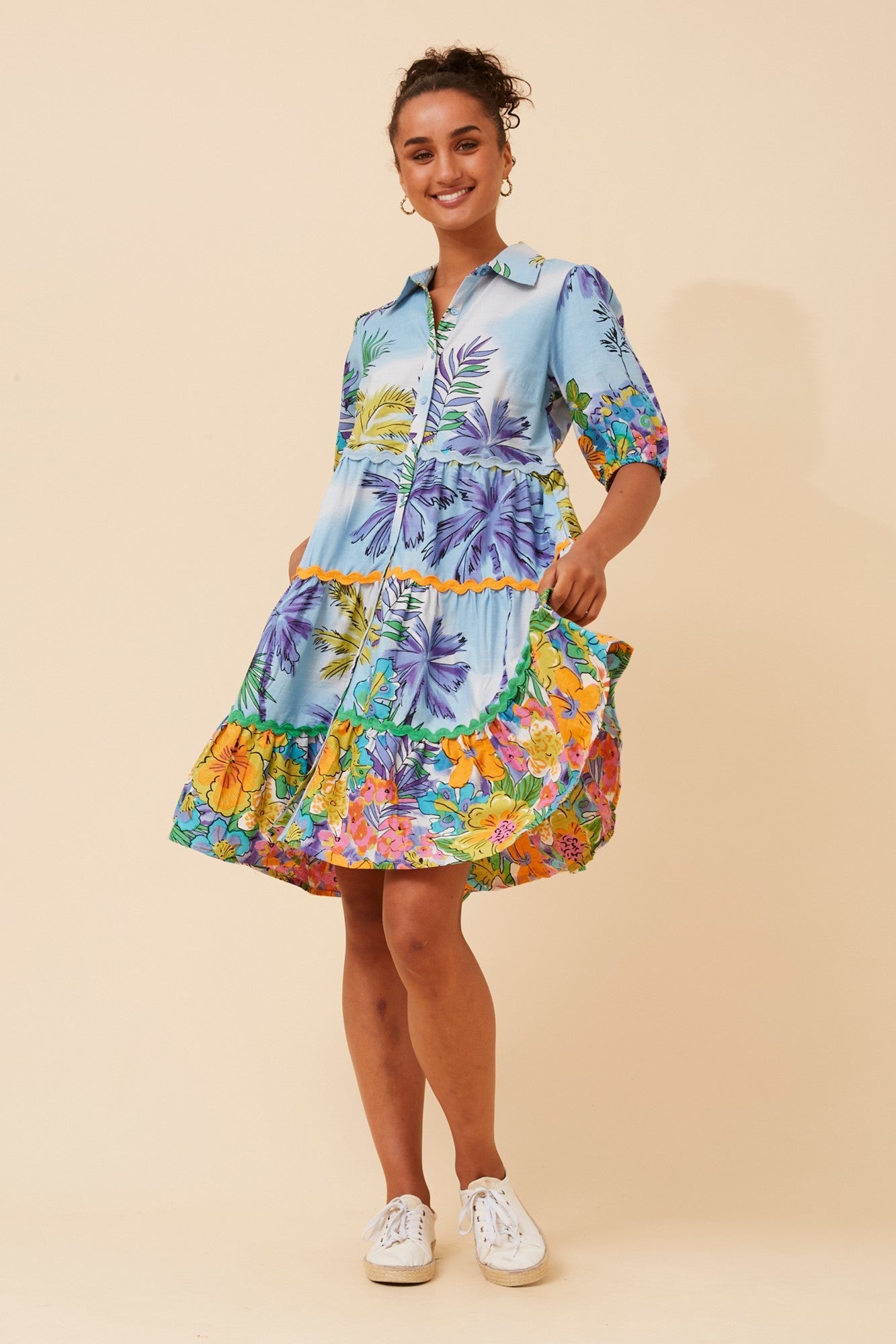 RONIKA TROPICAL PRINT DRESS (Sky Blue)