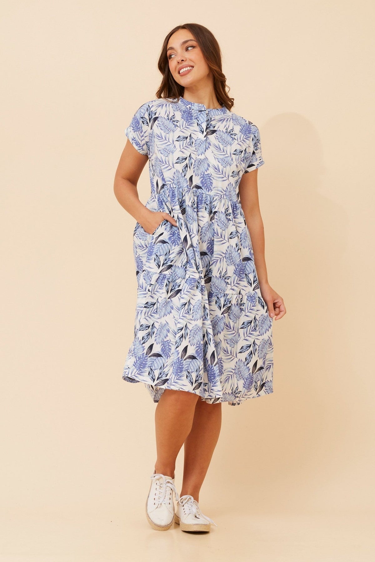 KIYANA LEAF PRINT DRESS (Cornflower Blue)