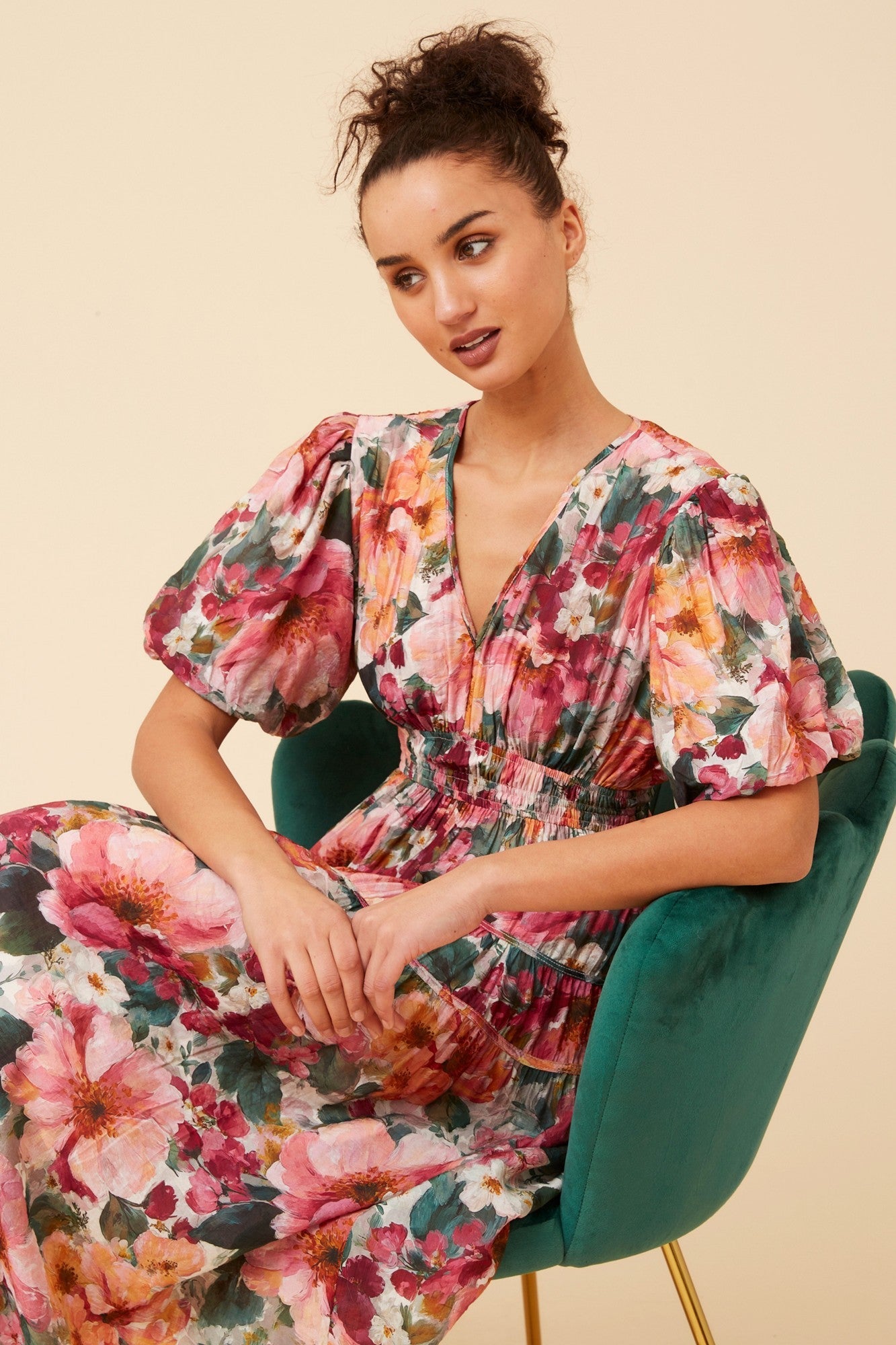 ANUSHKA FLORAL MIDI DRESS (Multi Pink)