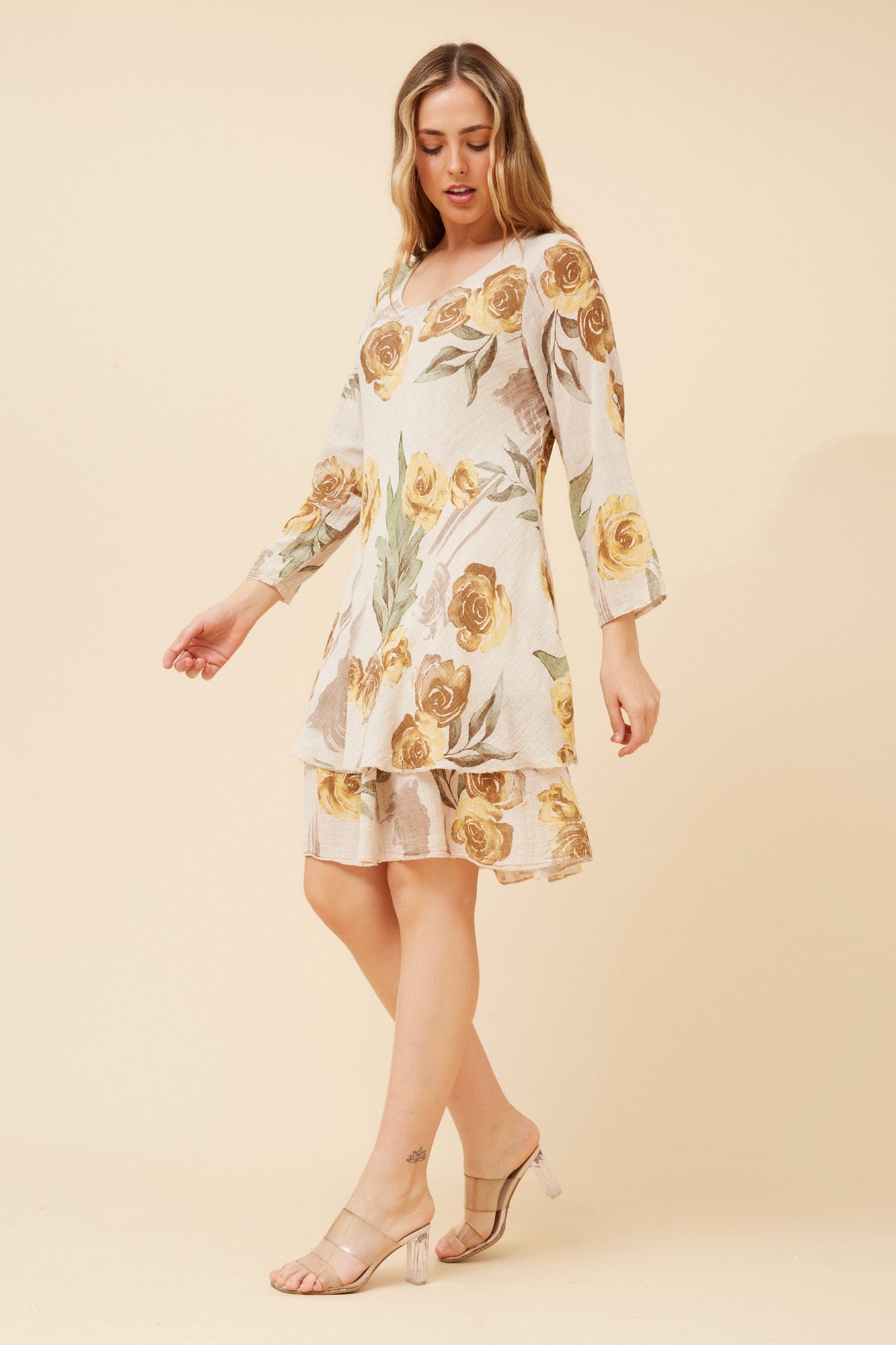 DONISA FLORAL DRESS (Beige)