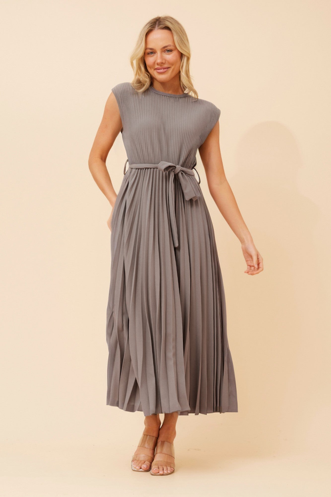 YESENIA SOLID MAXI DRESS (Fango)