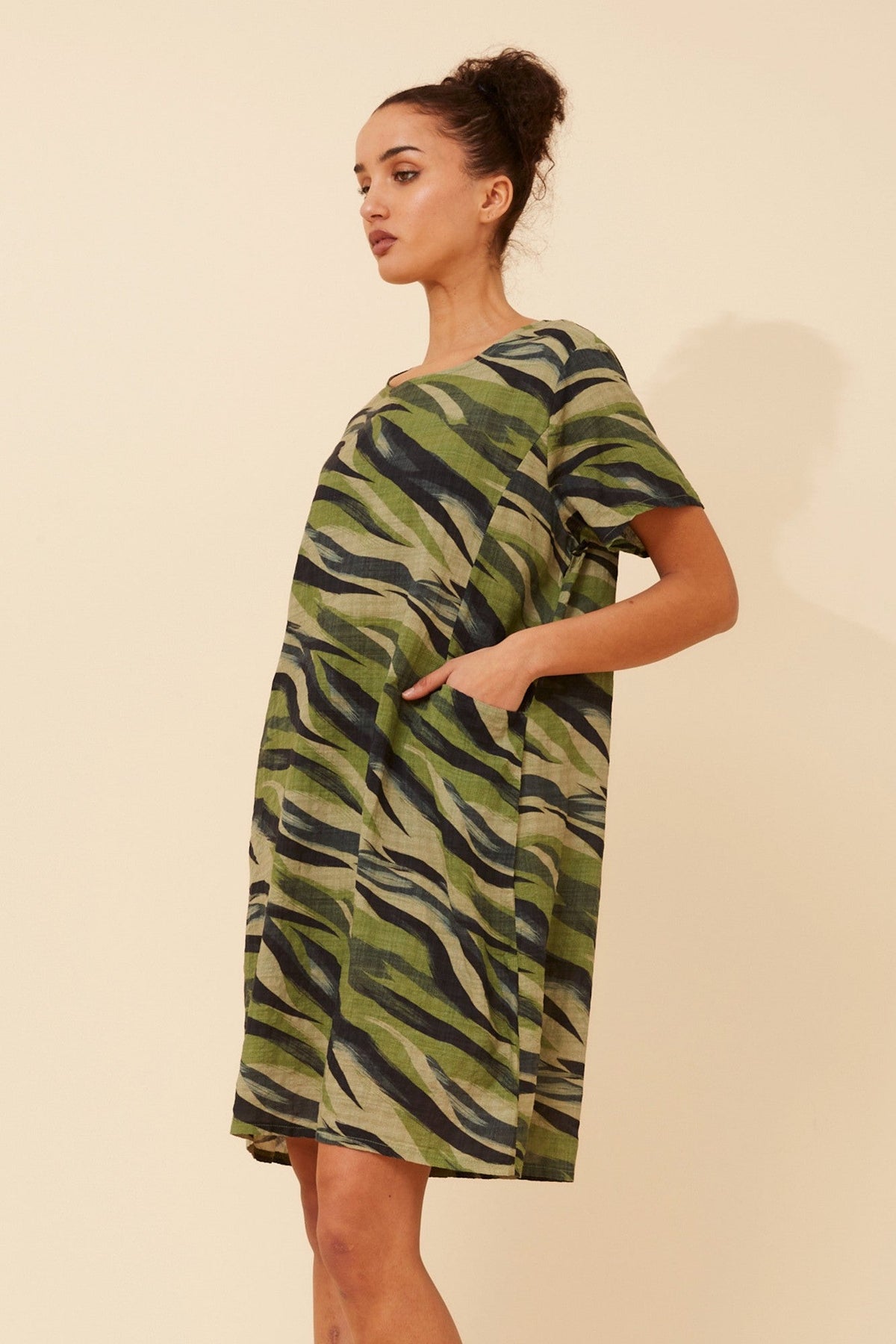 VINE ABSTRACT PRINT DRESS (Green)