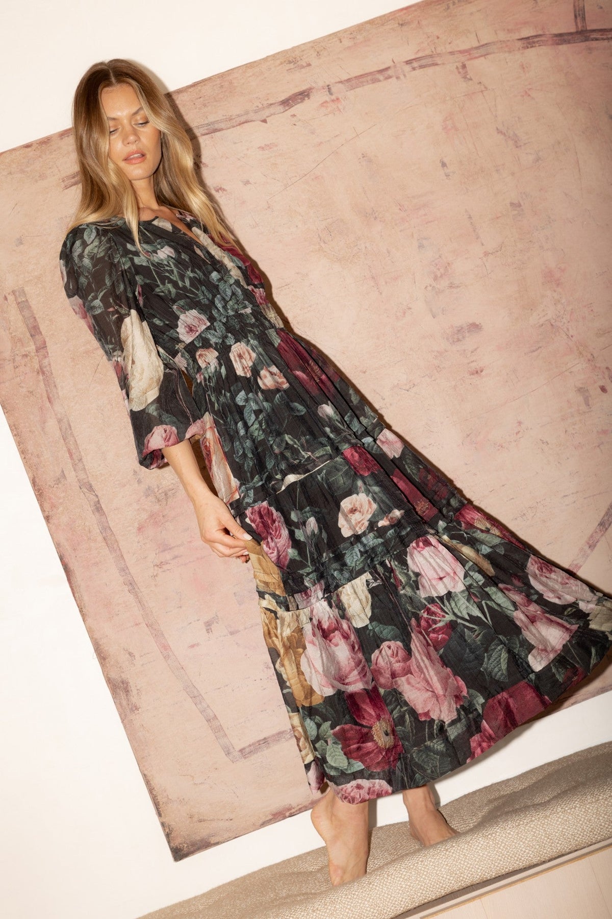 BONINA FLORAL MAXI DRESS (Multi Black)