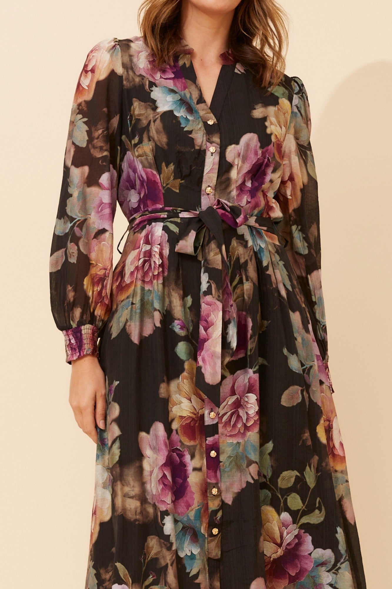 YUKTI FLORAL MAXI DRESS (Multi Black)