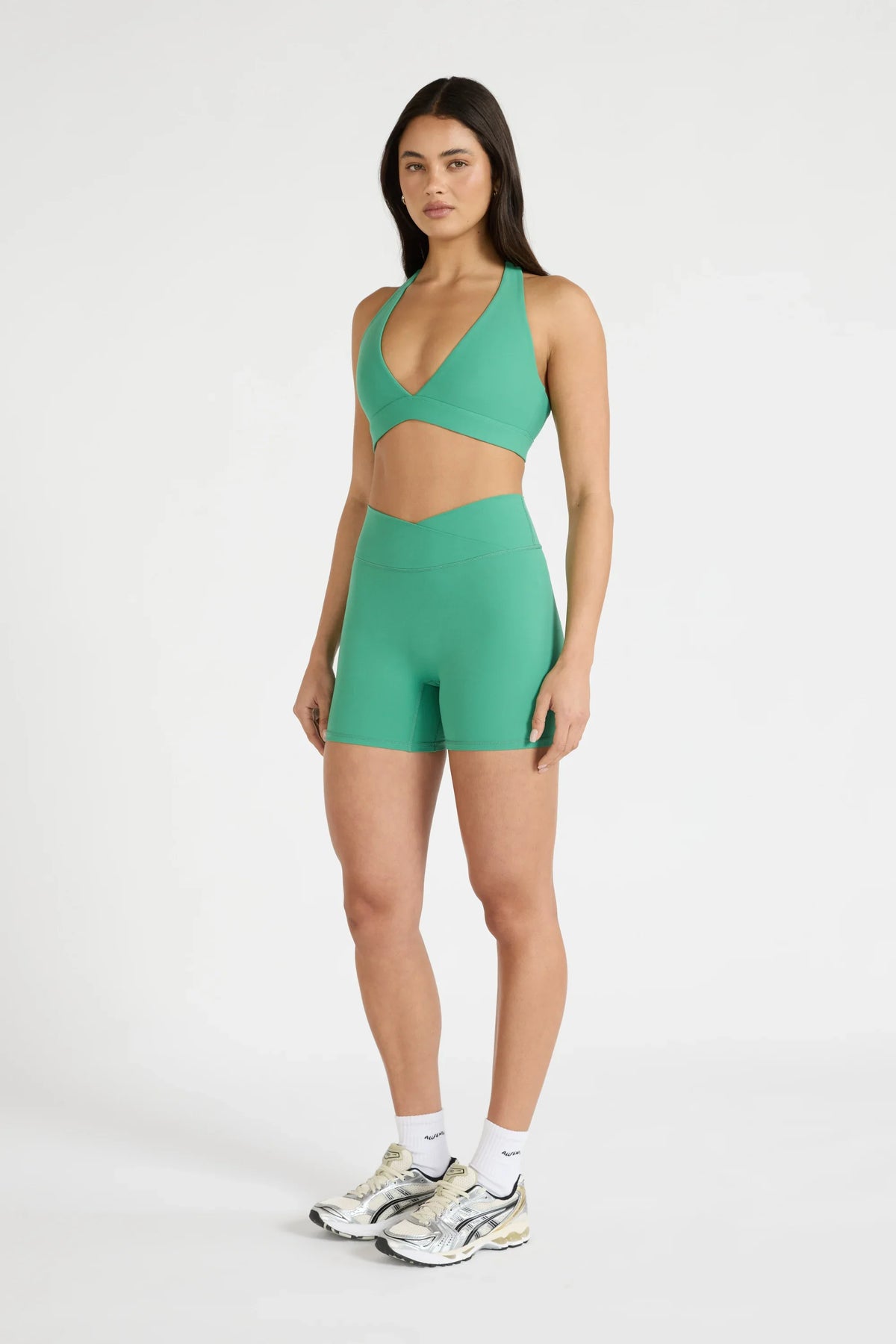 ALLFENIX CloudCore Deep V-Neck Sports Bra (Matcha)