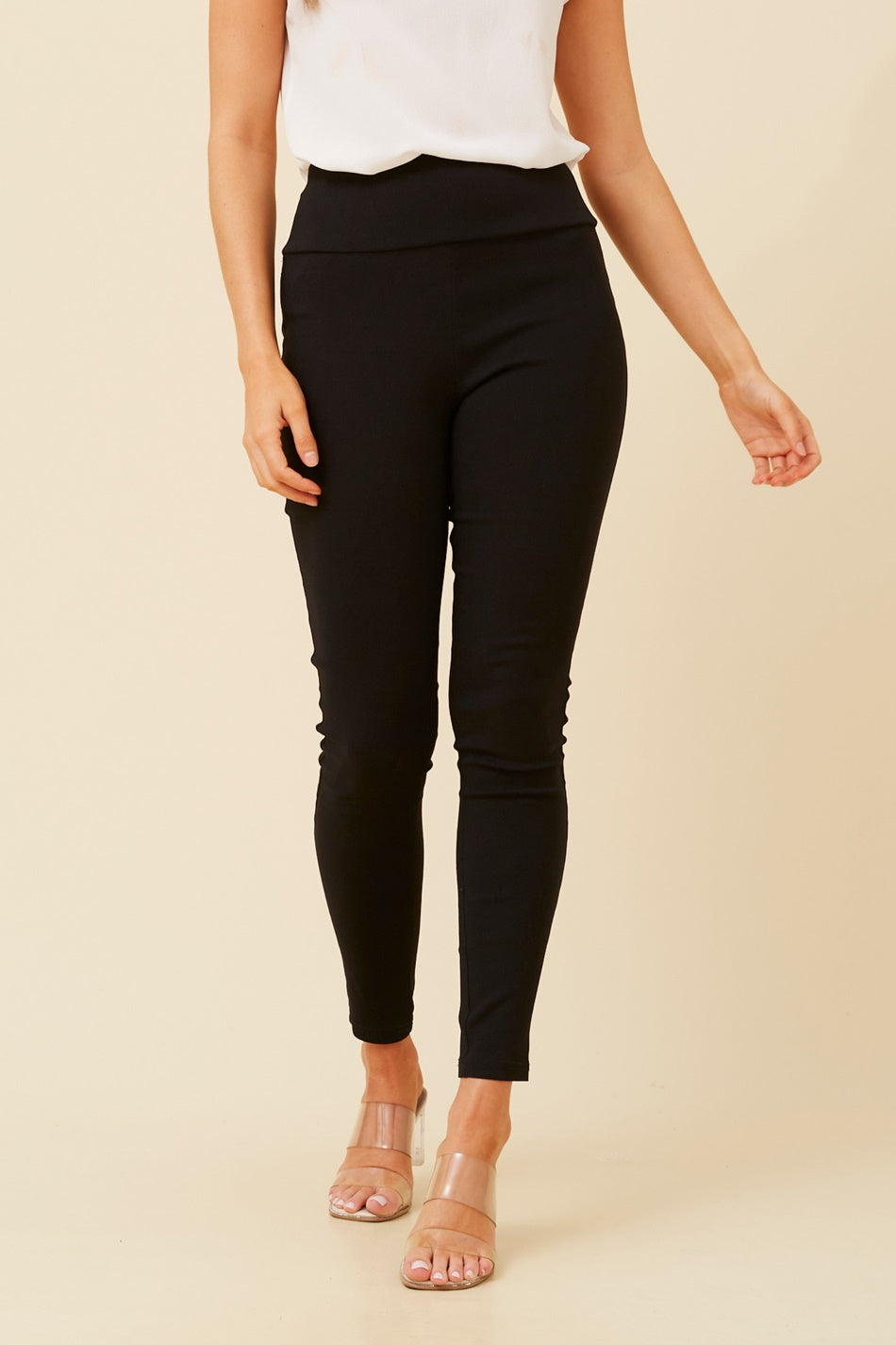KIMIA SKINNY PANTS (Black)