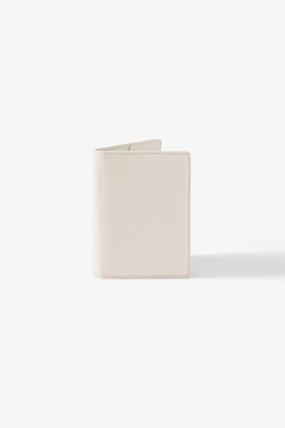 KINNON EARLE PASSPORT HOLDER (Dune)