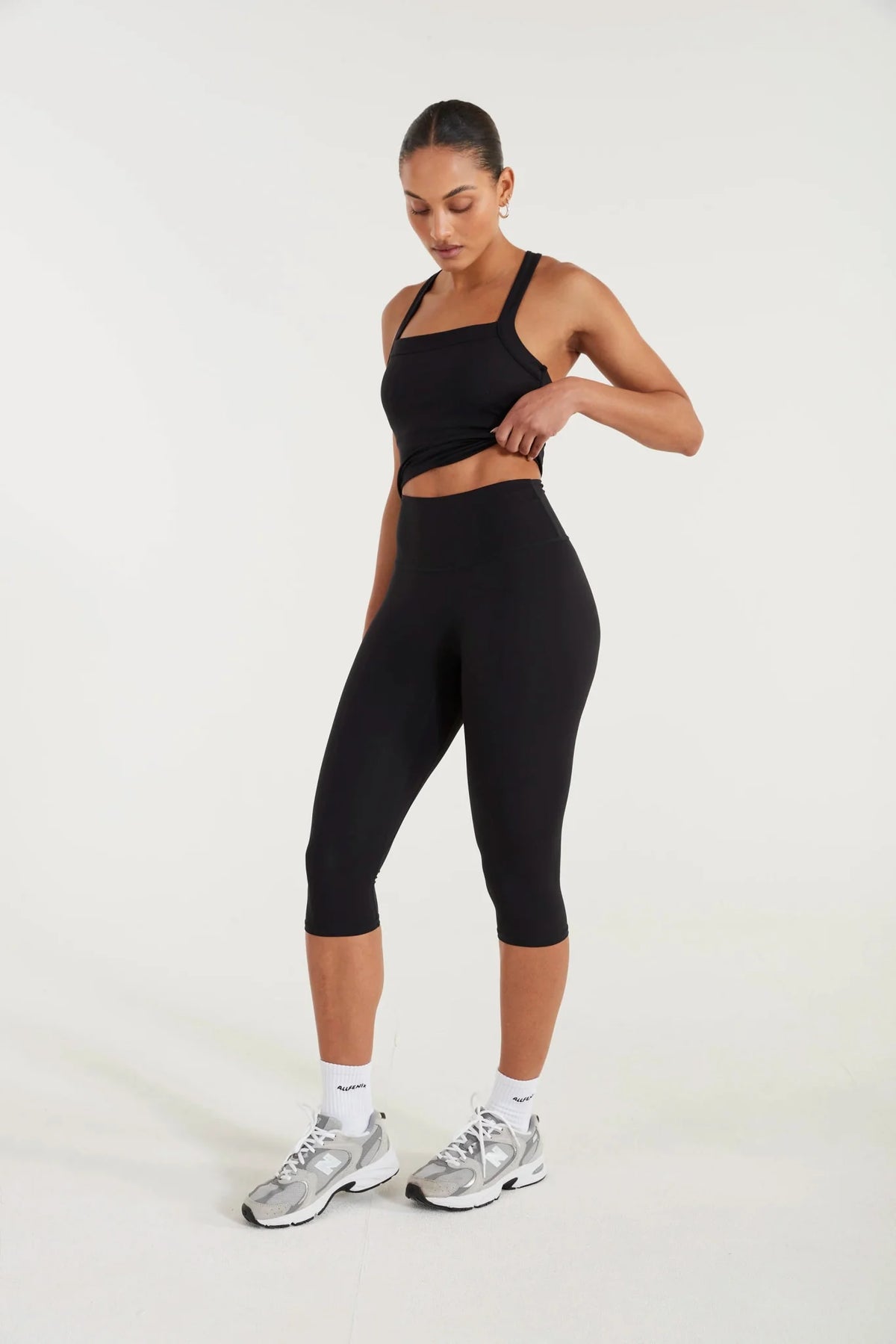 ALLFENIX CloudCore Capri Legging (Black)