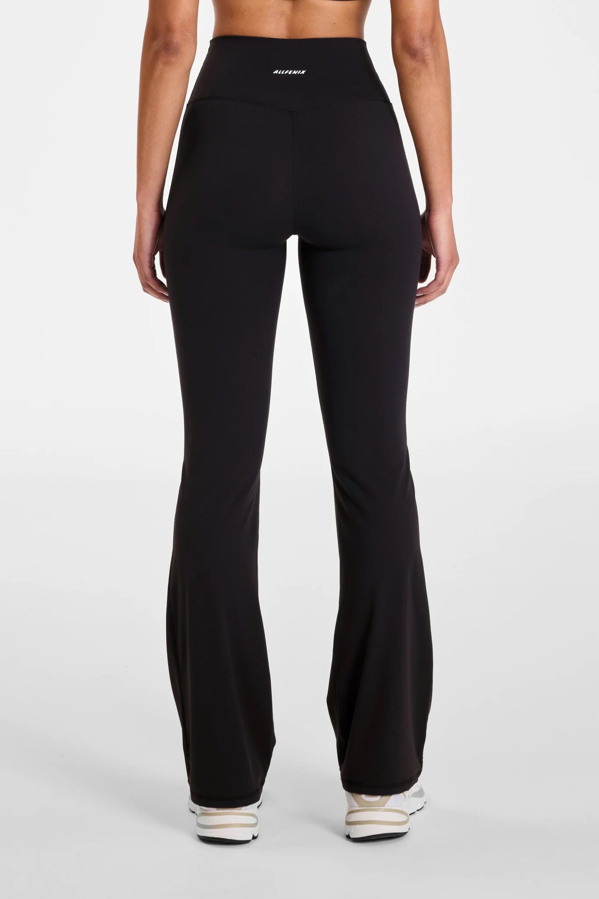 ALLFENIX CloudCore Flared Legging (Red)