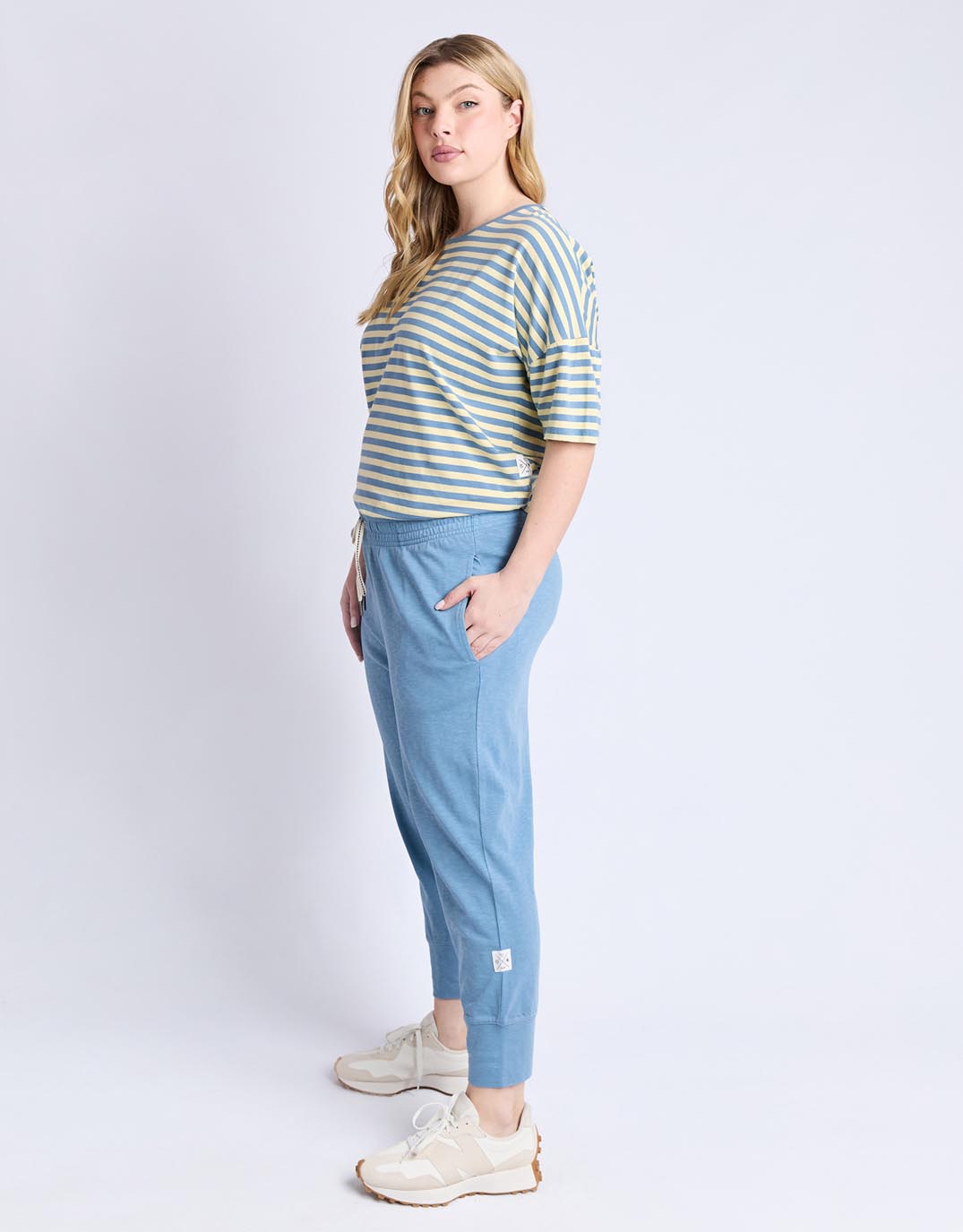 3/4 Brunch Pant - (Blue Shadow)