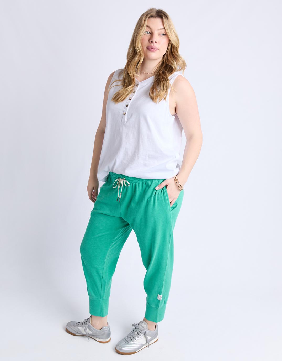 Elm 3/4 Brunch Pant (Gumdrop Green)