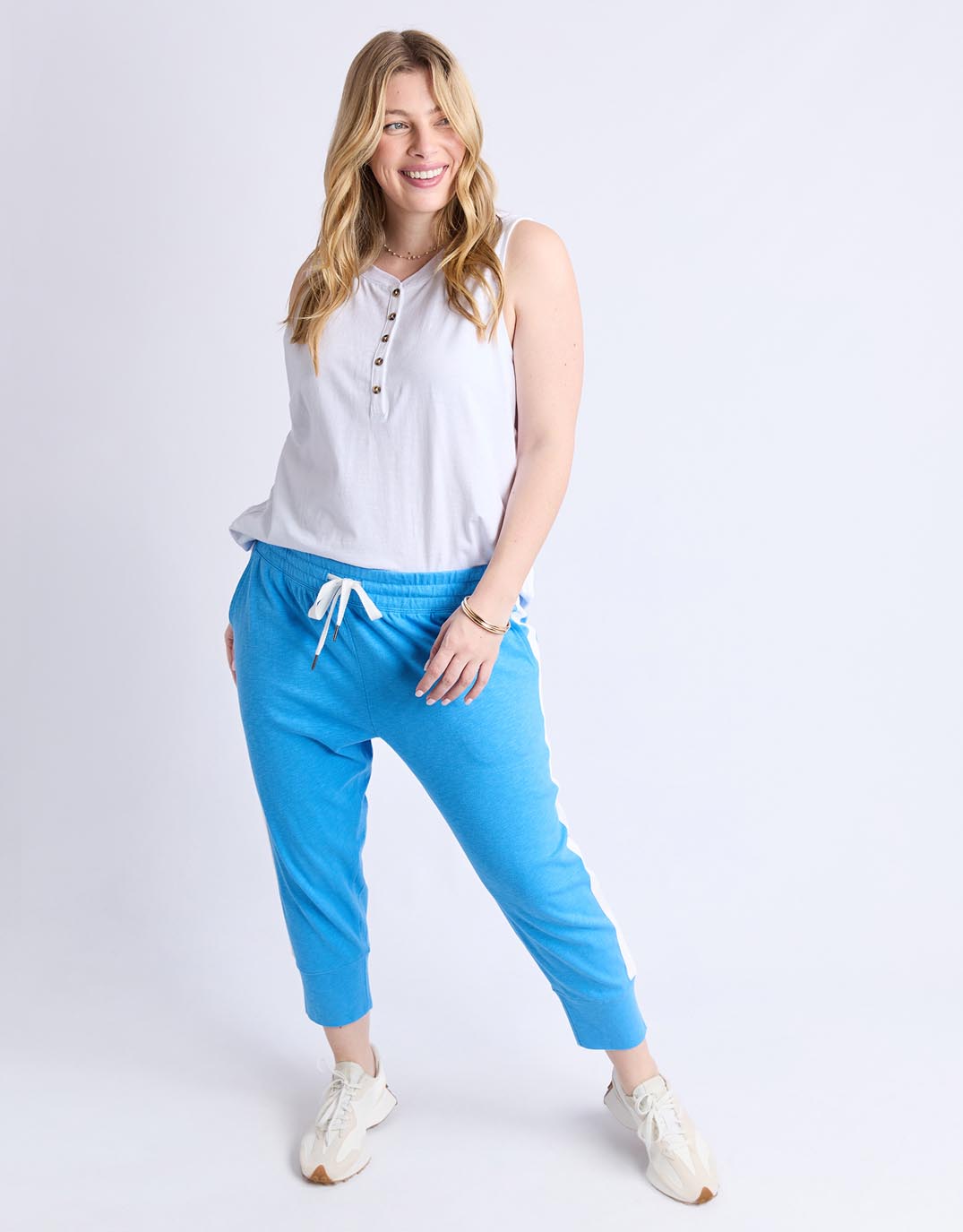 3/4 Brunch Pant - (Side Tape Azure Blue/White Trim)