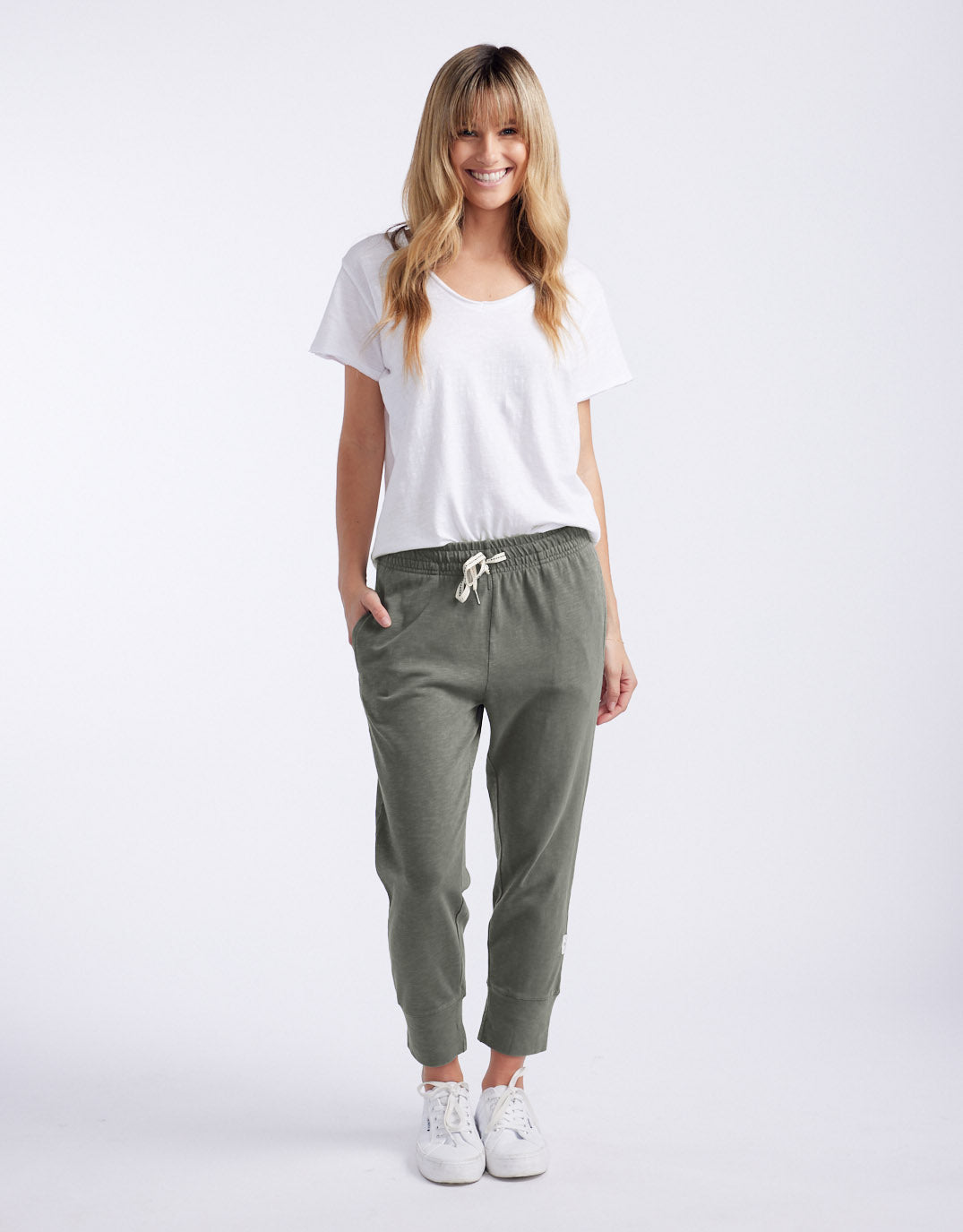 Elm 3/4 Brunch Pants (Khaki)