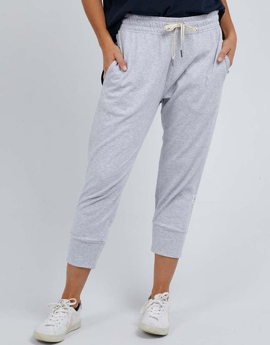 Image of a model wearing Pants. Productname: 3/4 Brunch Pants - in Grey Marle colour by brand - Elm