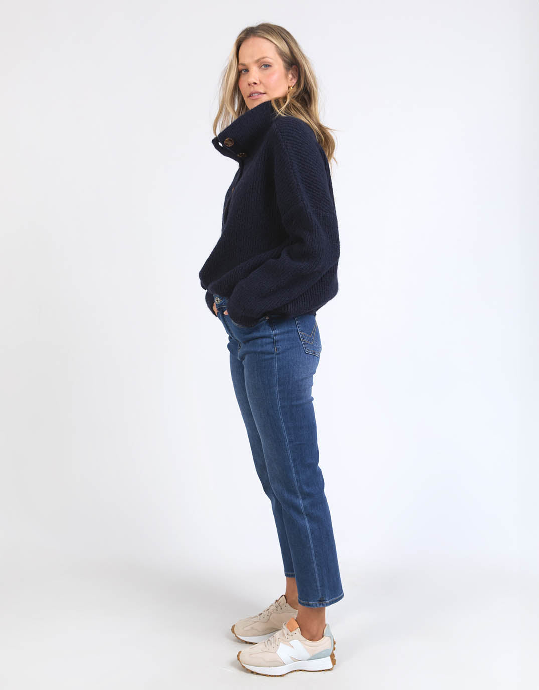 Bron Button Knit - (Navy)