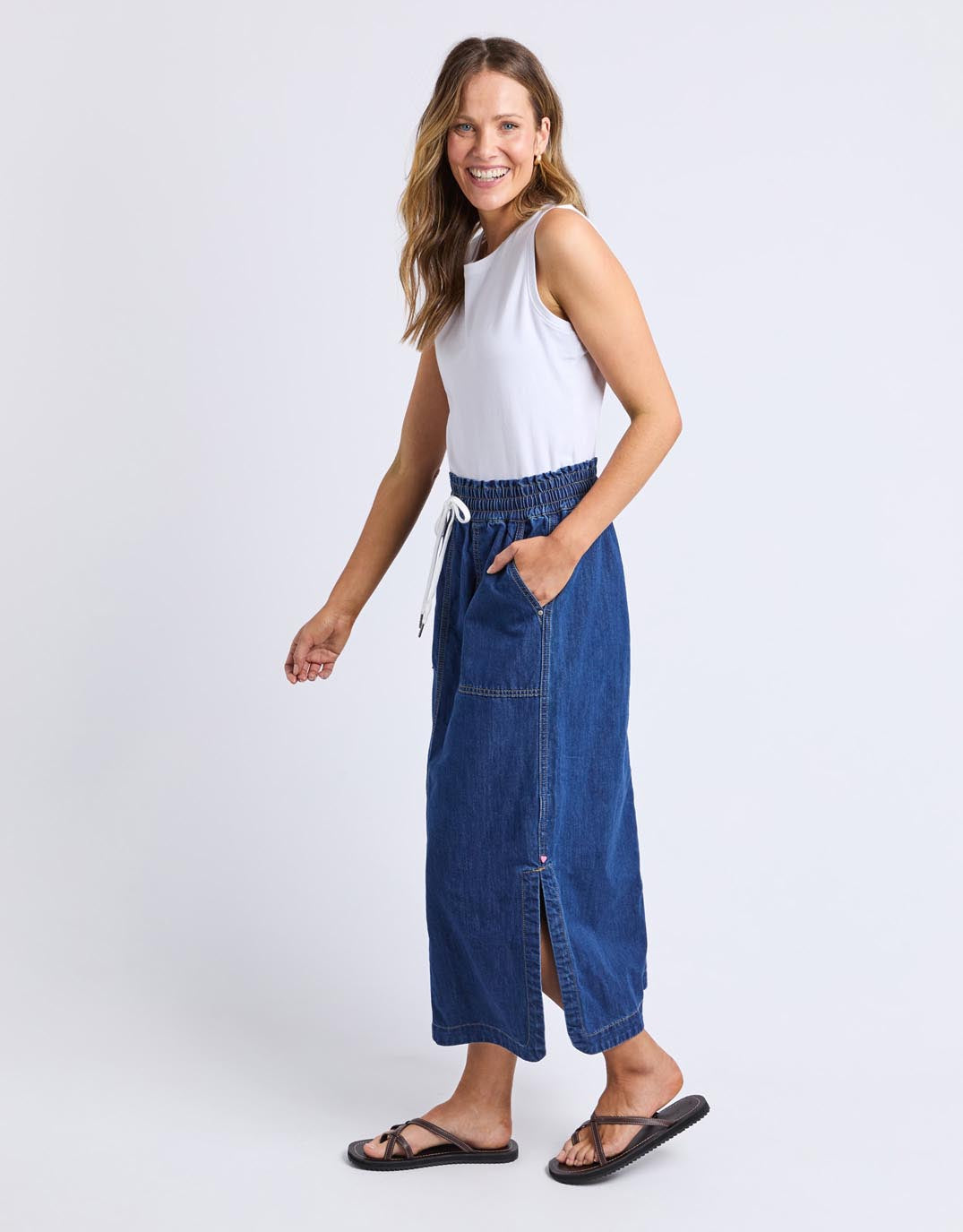 Elm Clover Midi Denim Skirt (Mid Blue Wash)
