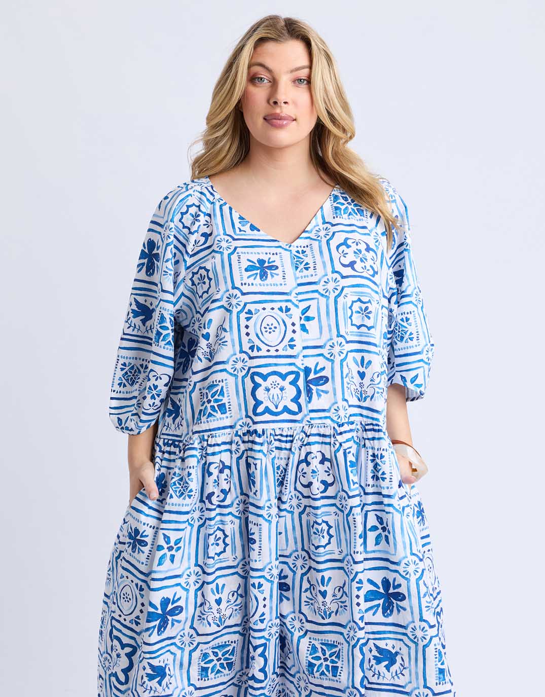 Elm Dolce Tile Midi Dress (Ocean Tile Print)