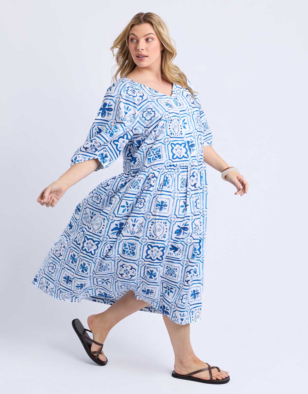Elm Dolce Tile Midi Dress (Ocean Tile Print)