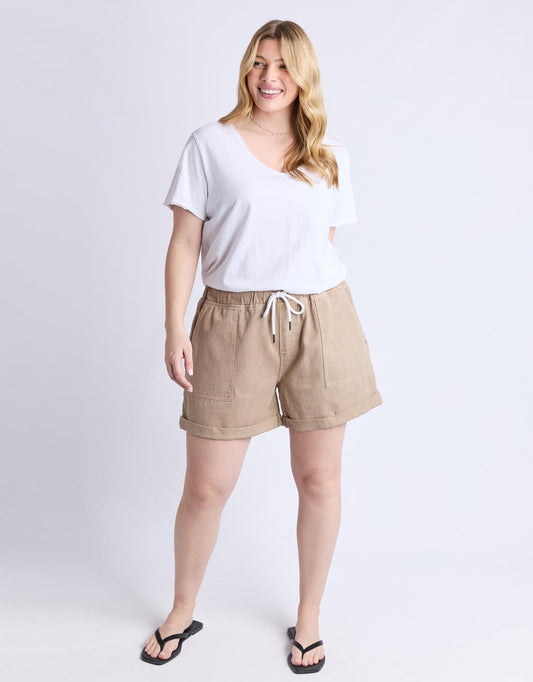 Emma Relaxed Short - (Latte)