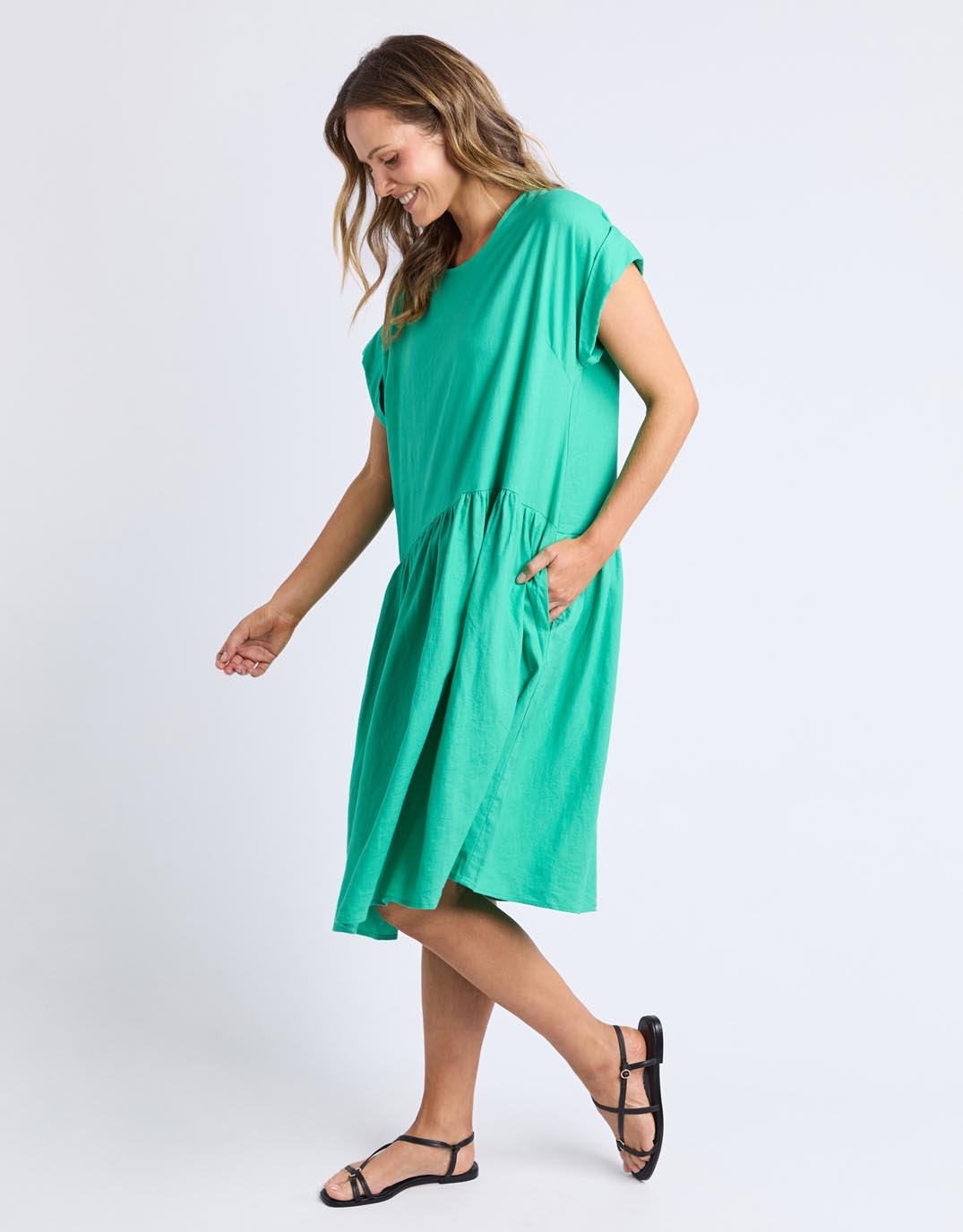 Elm Sunset Hour Solid Dress Dress (Gumdrop Green)